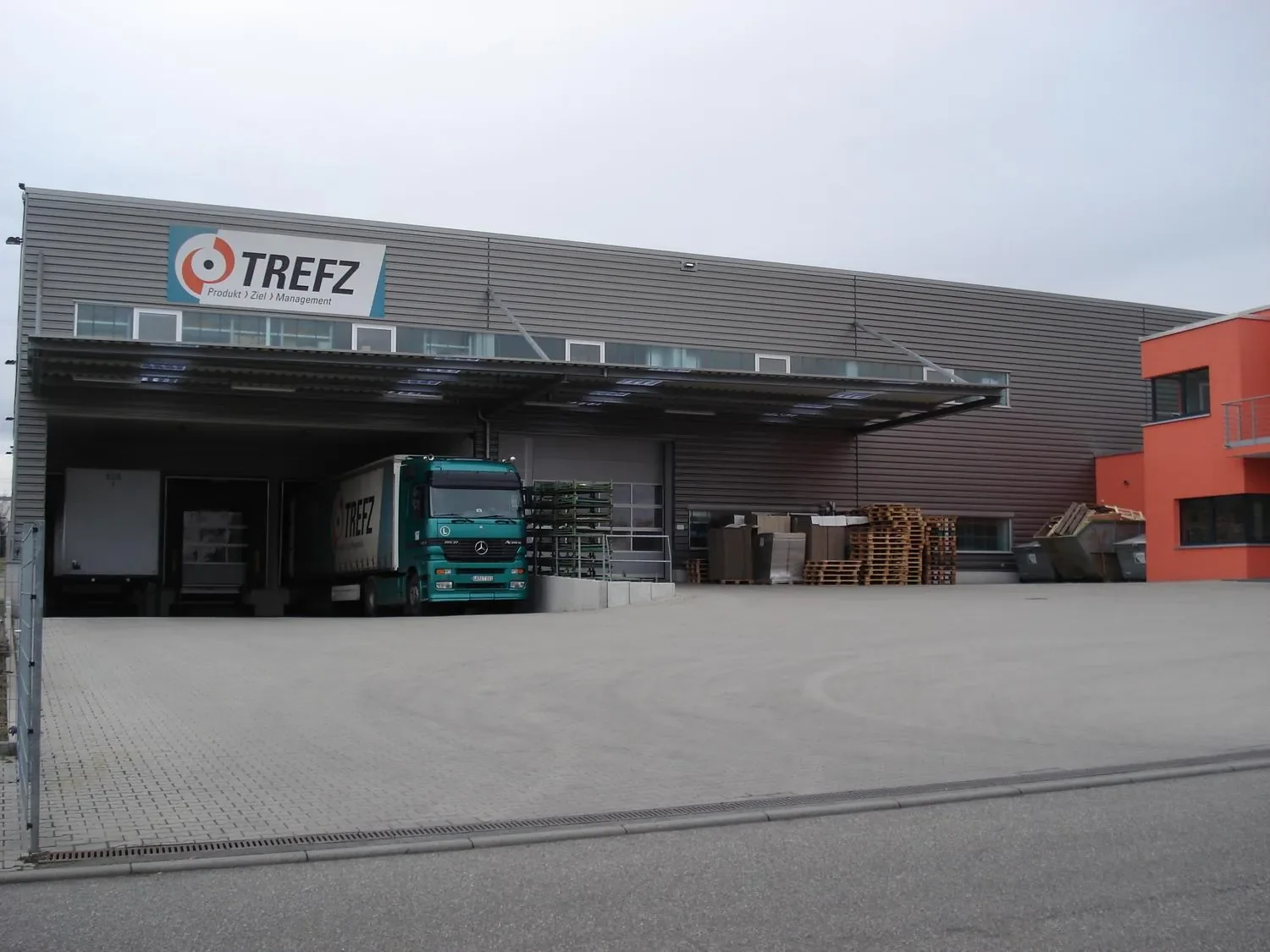 Trefz Logistikzentrum in Schwieberdingen