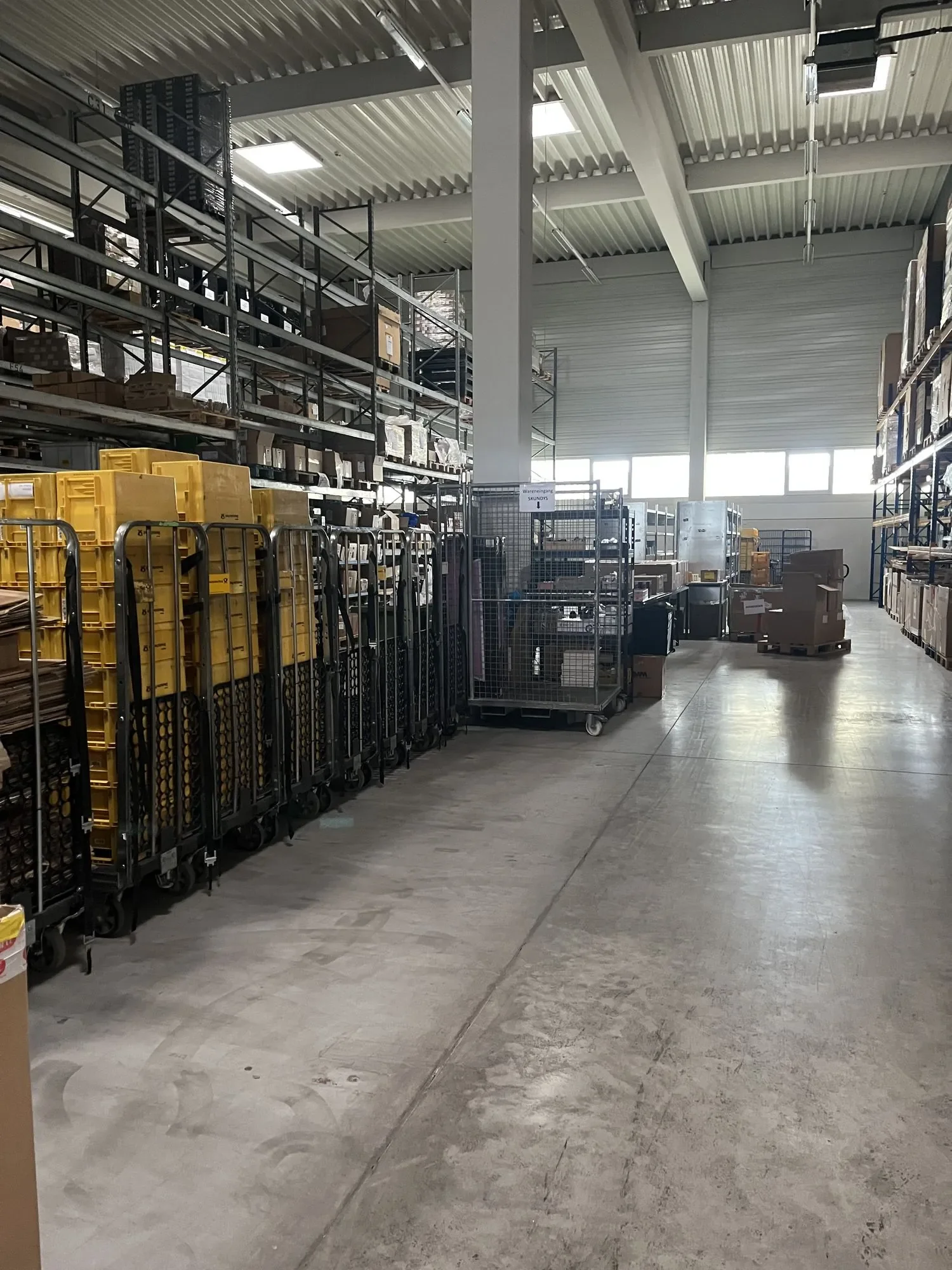 Wareneingang im Trefz-Logistikzentrum