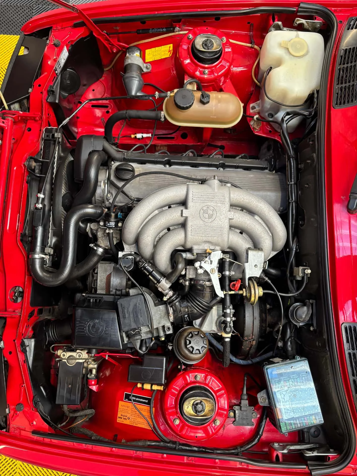detailing-moteur-nettoyage-complet-après-caen-calvados