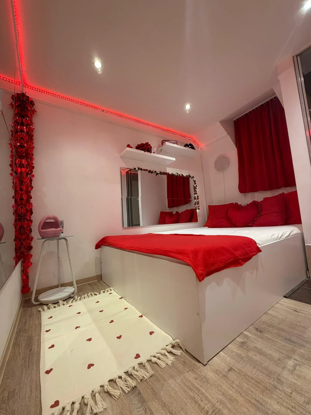 Romantic Room