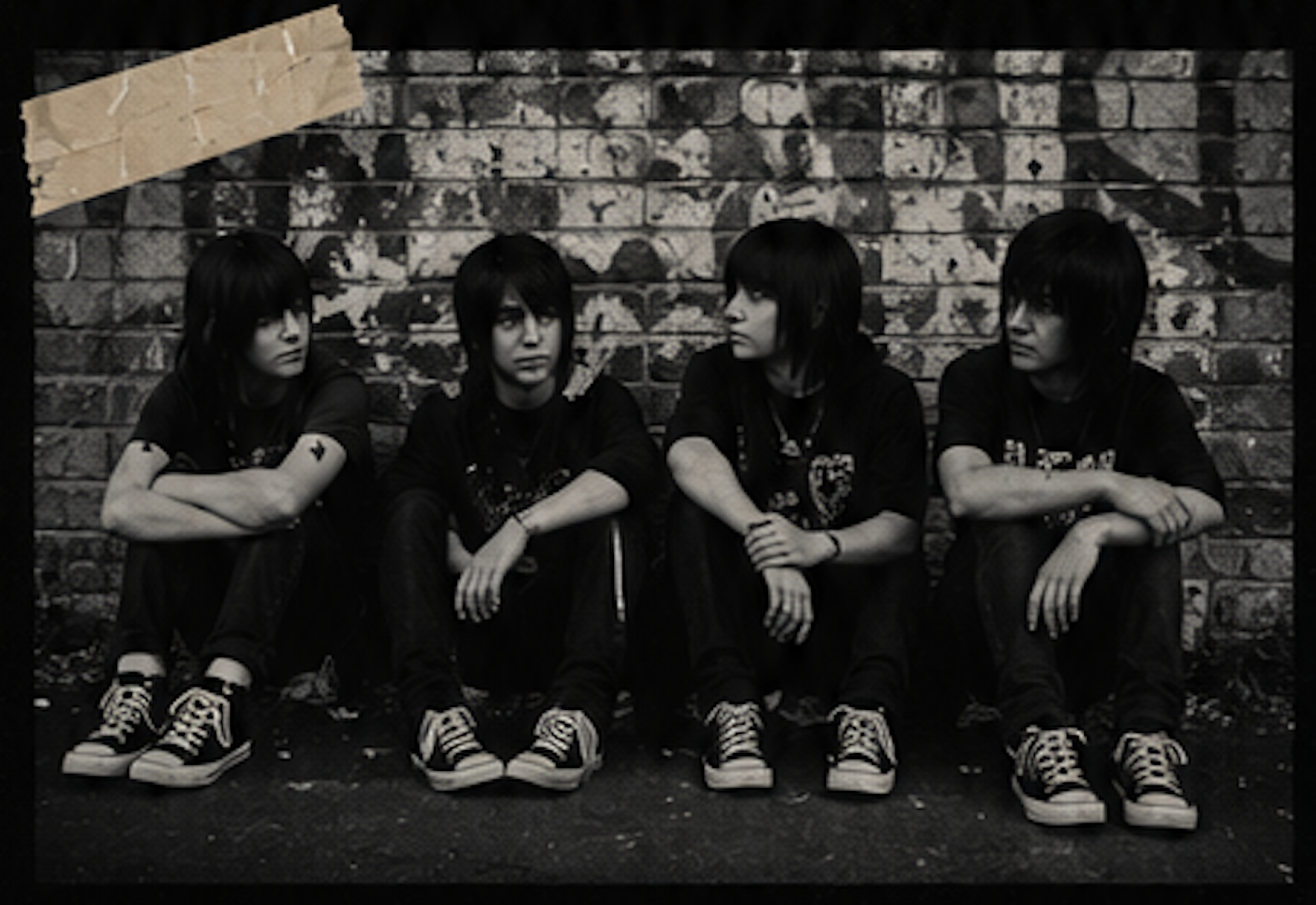 Black and white scene kids