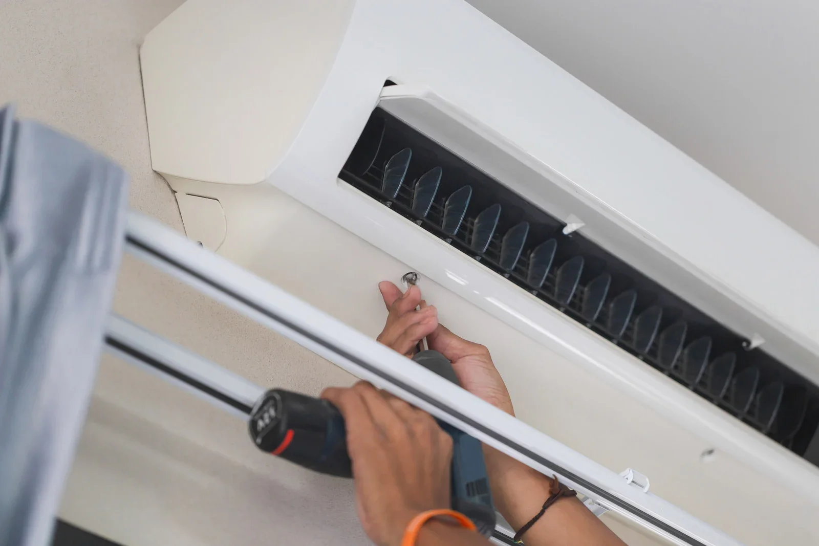 Fix My Air DFW providing AC Installation in Hurst, TX