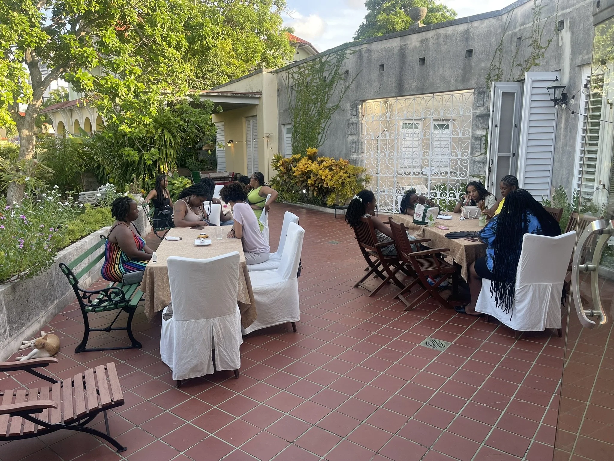 YEI students participating in Smart Hustle Abroad in Cuba