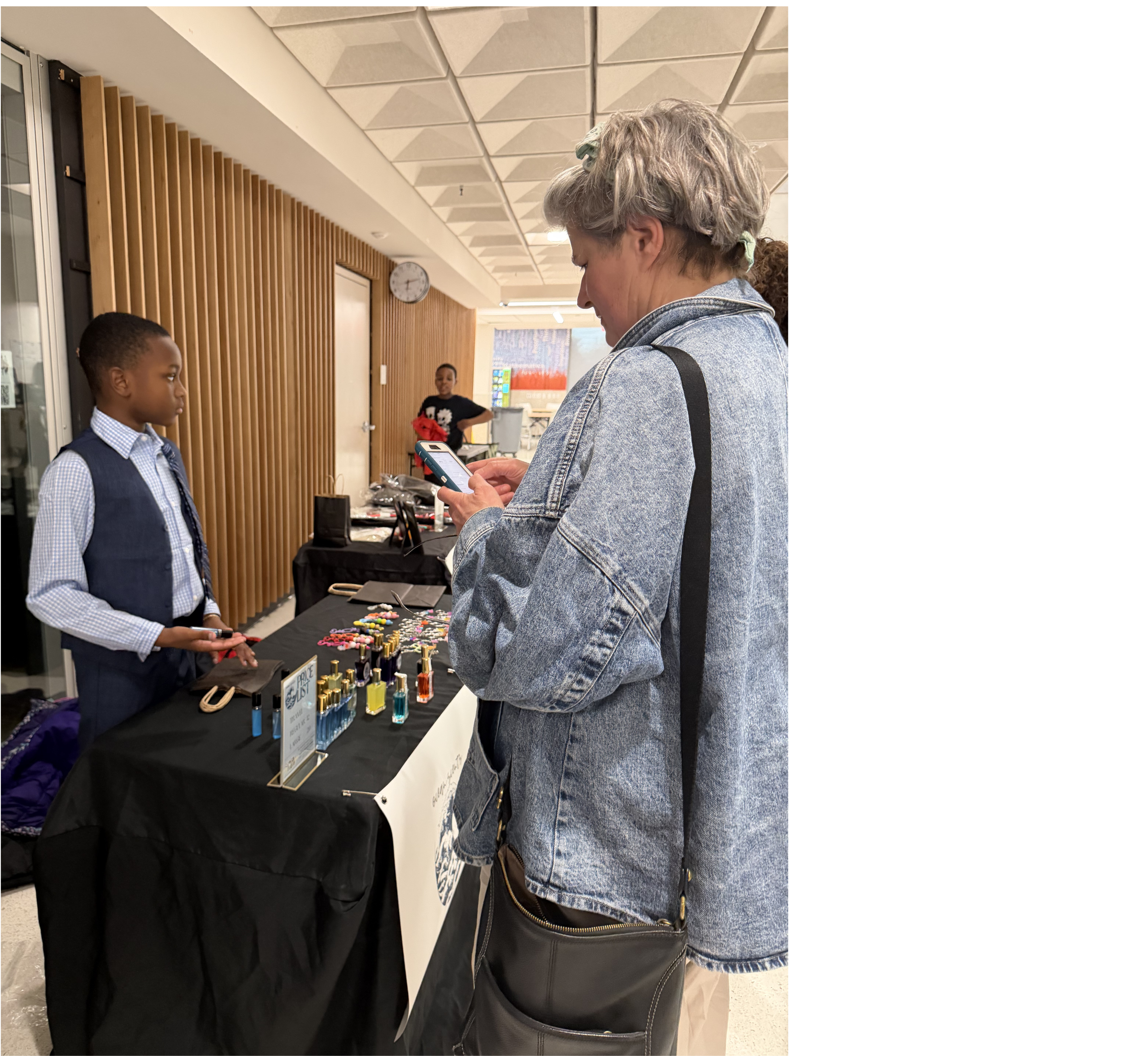 Students creating beauty products in BizBeauty
