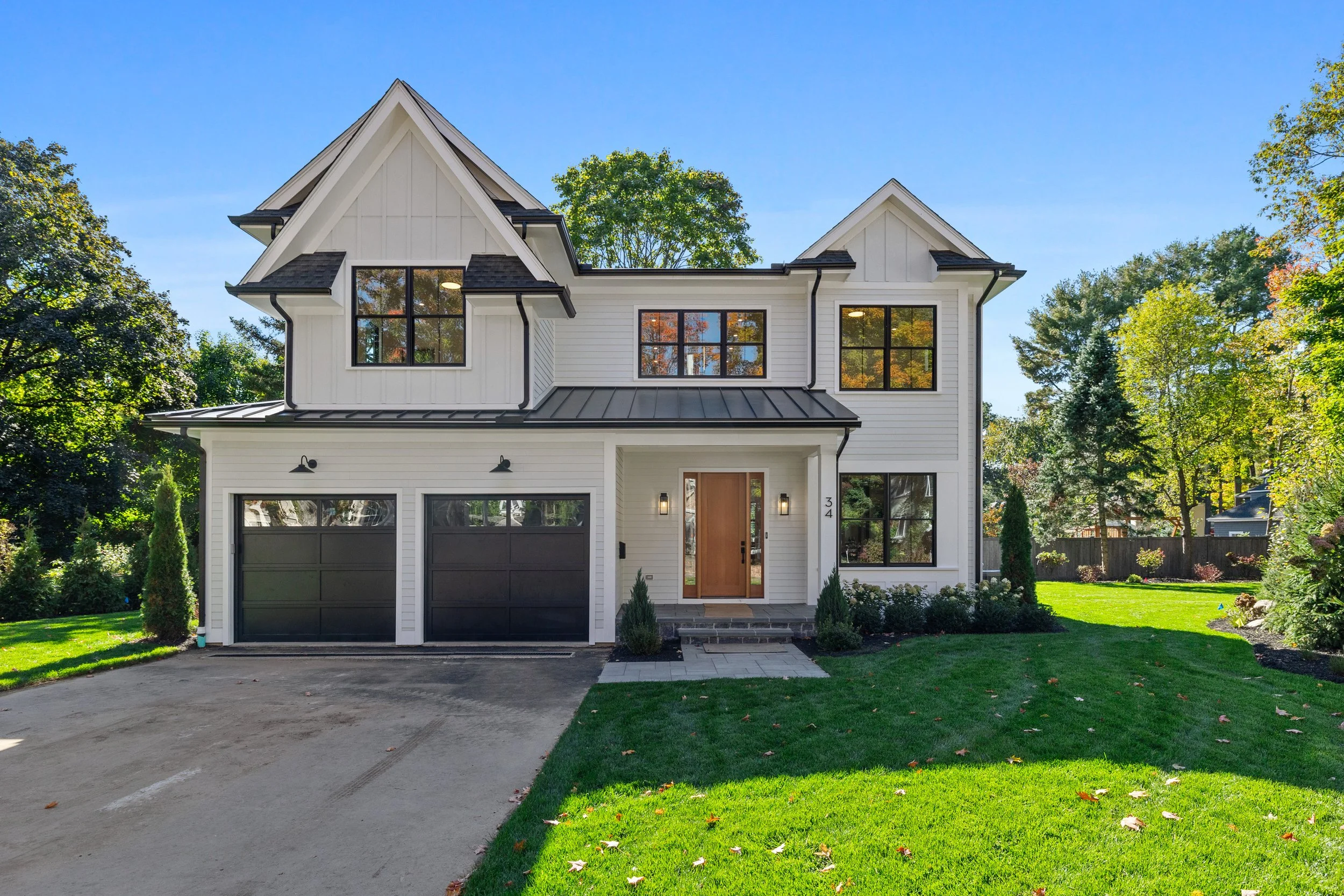 34 Garrison Rd, Wellesley, MA