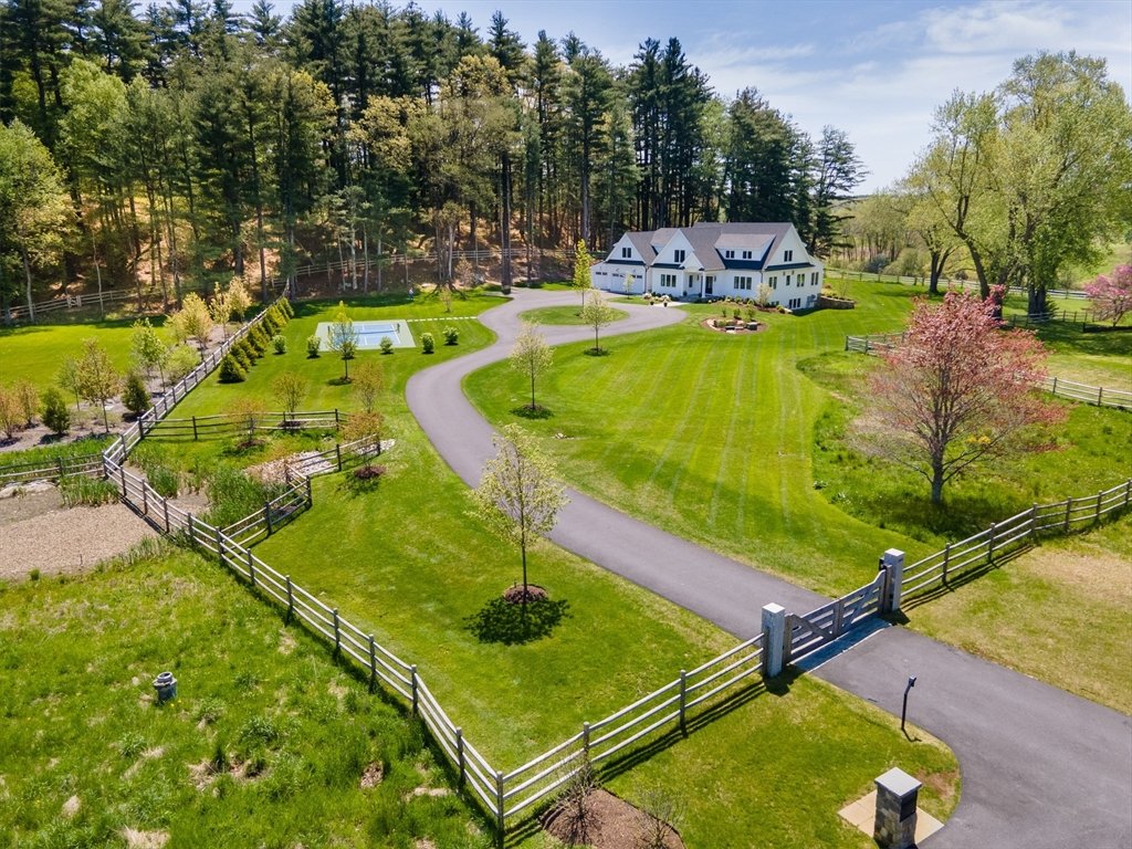1094 Monument Street, Concord, MA — Sold Property