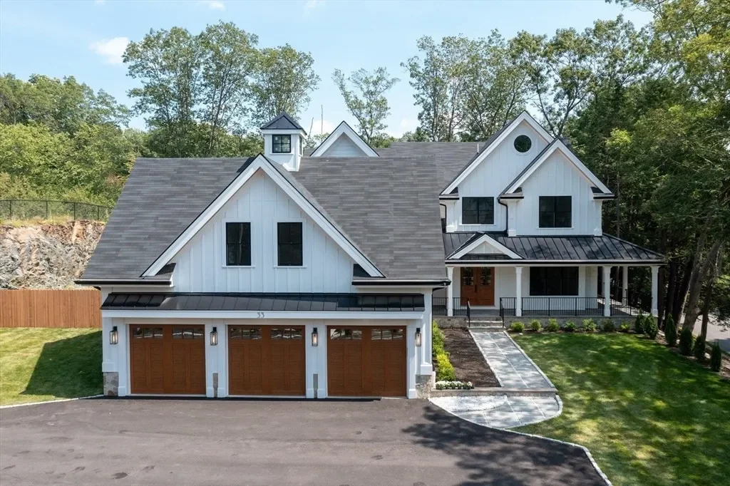 33 Royalston, Wellesley, MA
