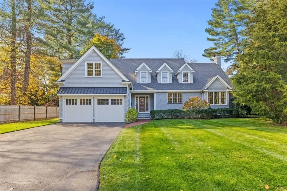 25 Brookdale Ave, Wellesley, MA