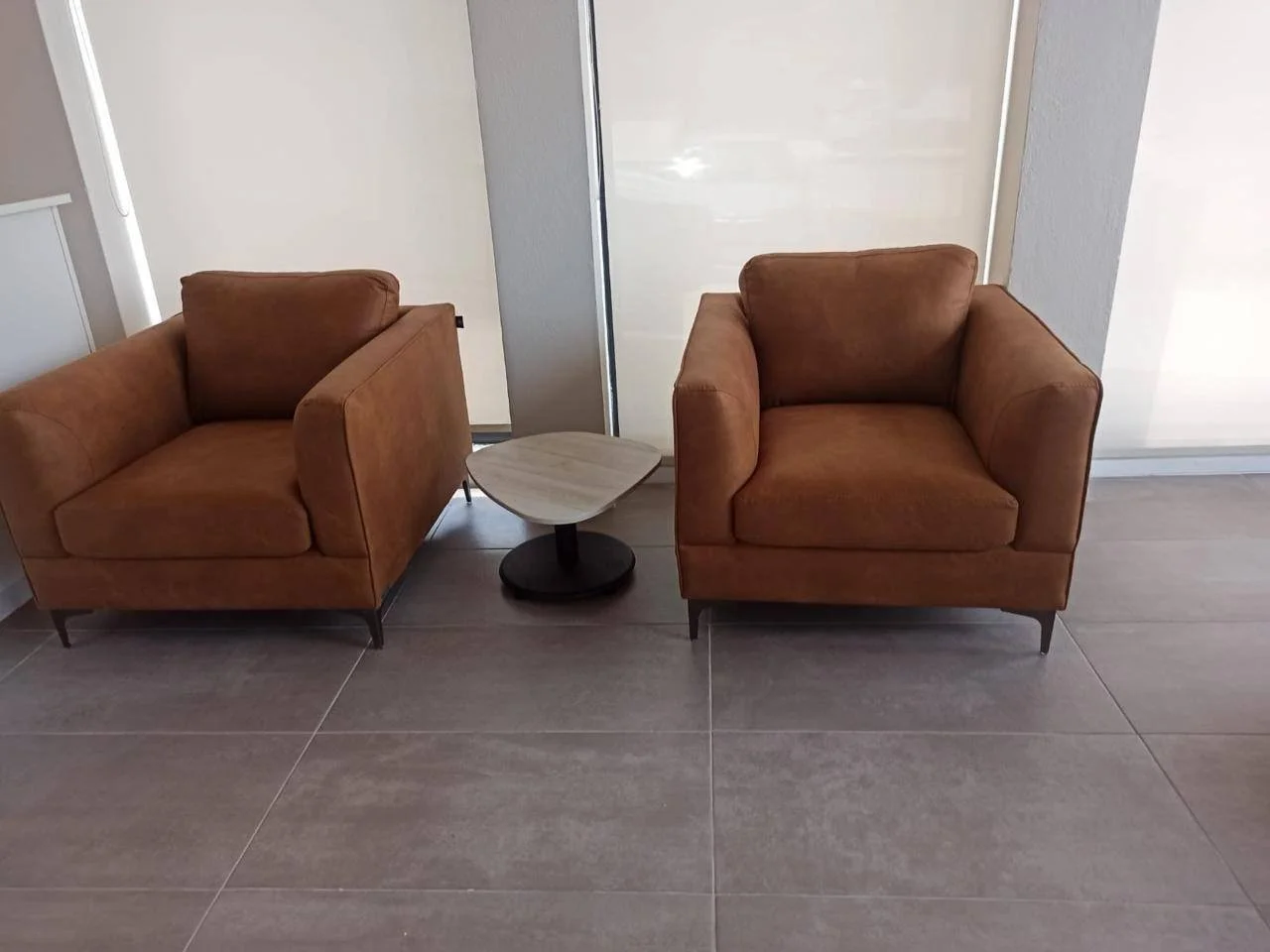 Sillones de piel en el Experience Center