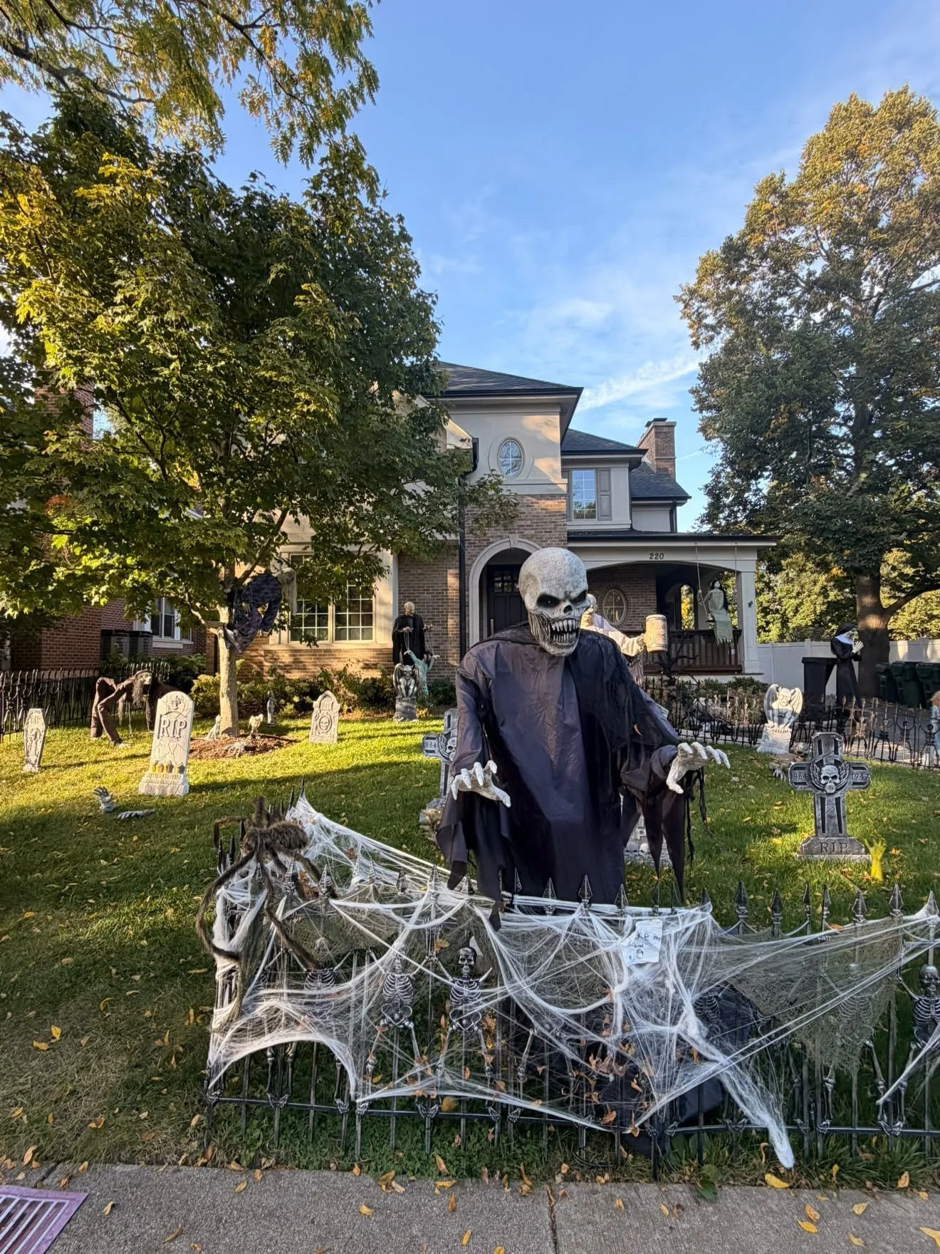Home of the Hardts on Scranton in Lake Bluff