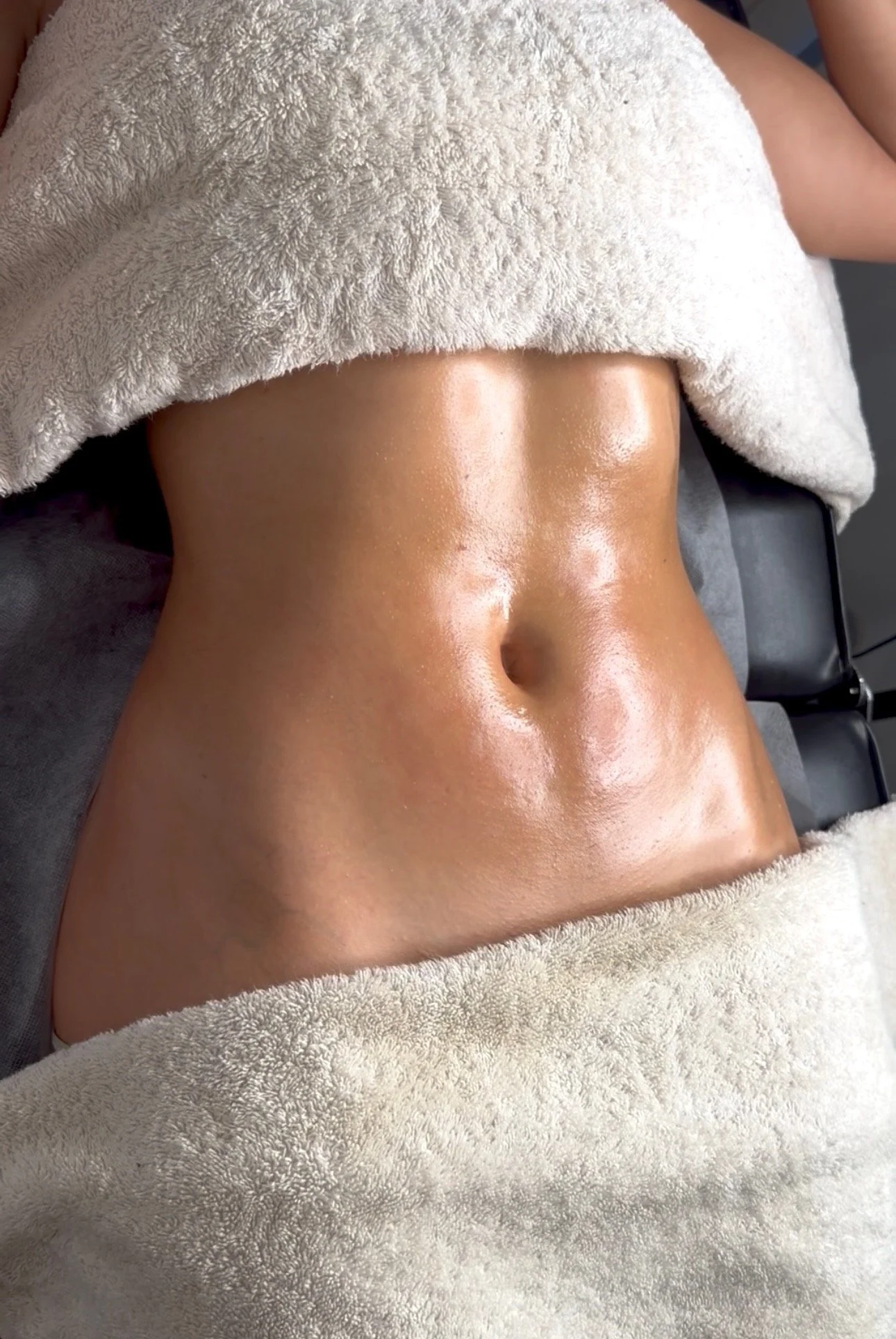 Lymphatic drainage massage