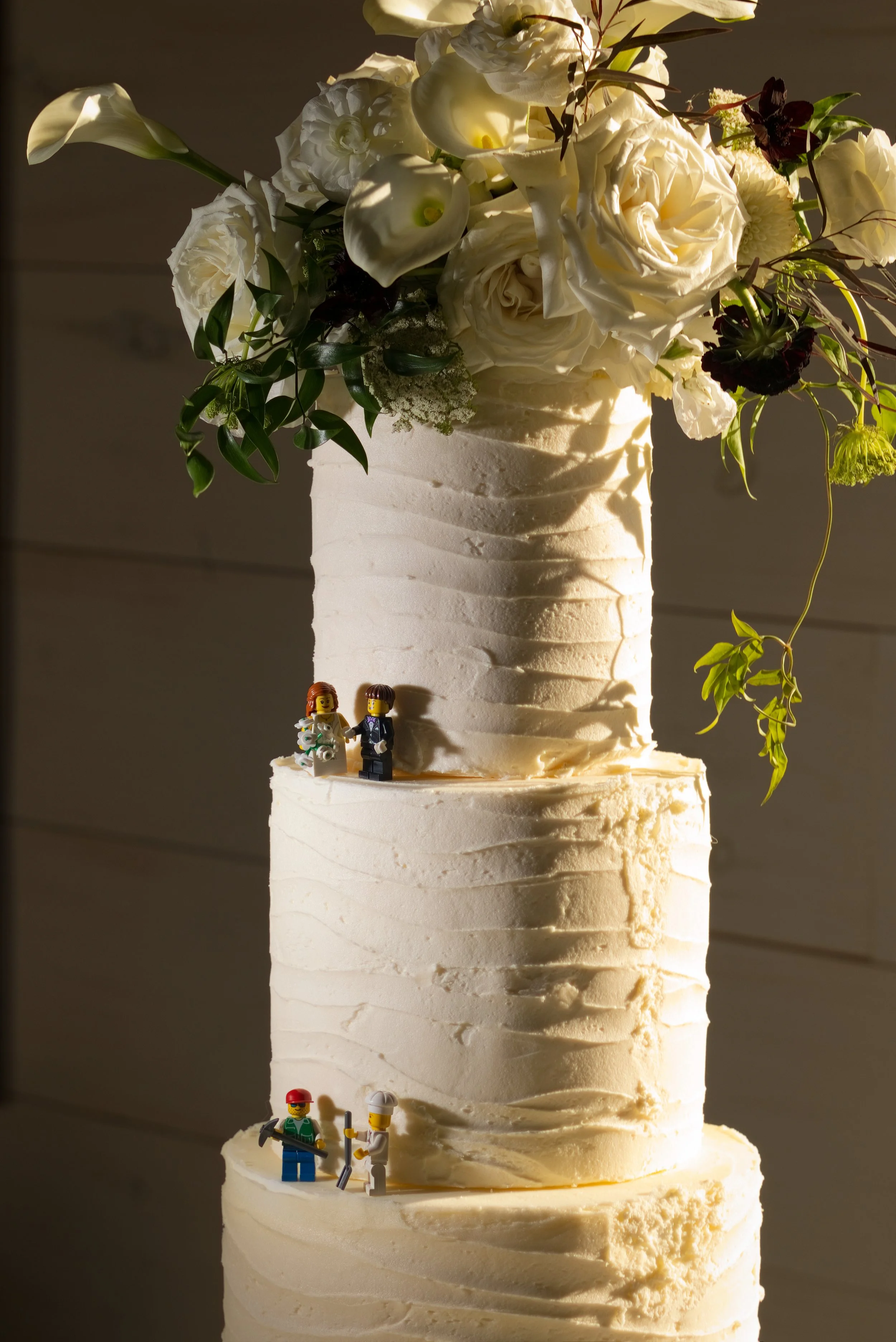 Wedding cake with florals