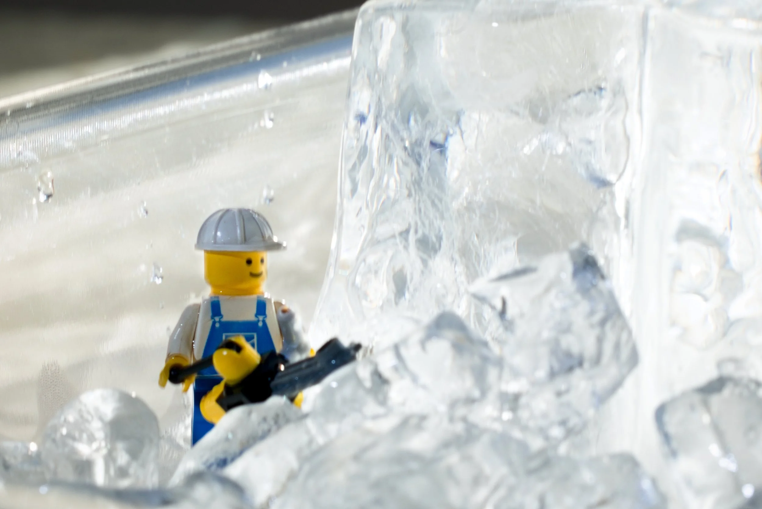 Specialty ice sculpture