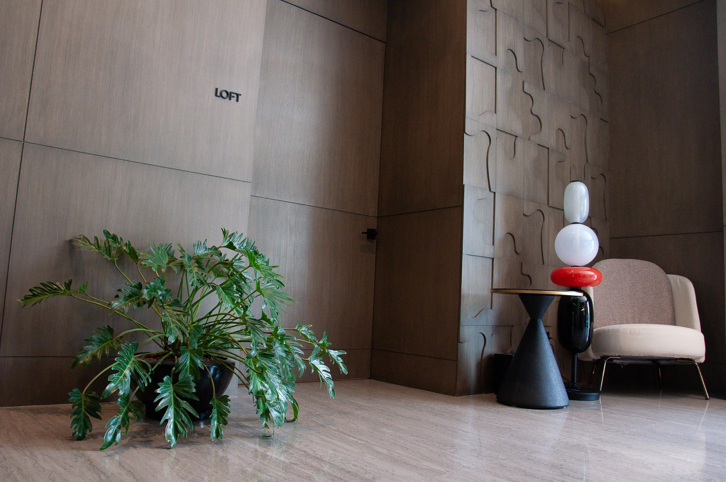 Showroom Naúma — interior de oficinas