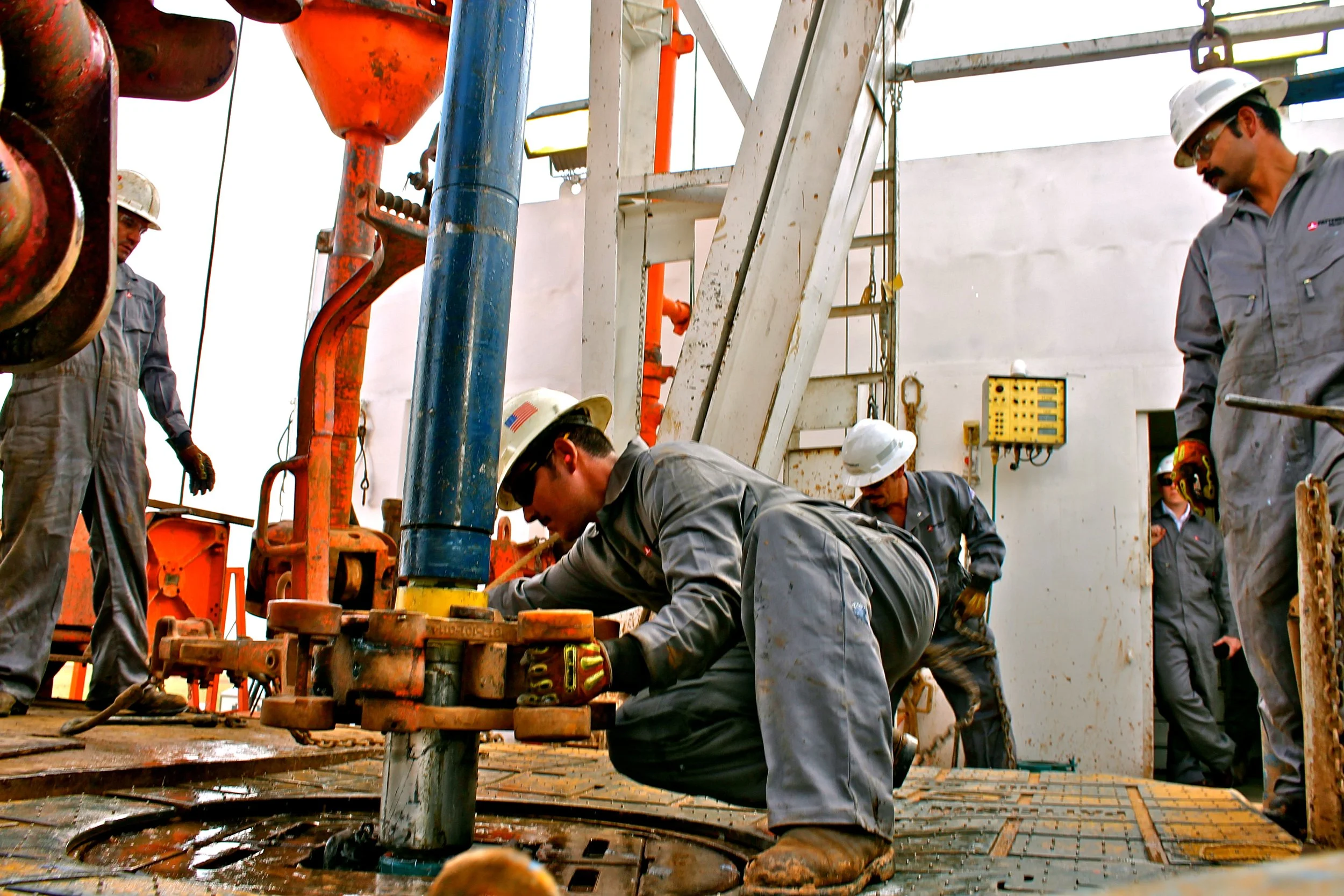 Floorhand field training used in position-based OJT