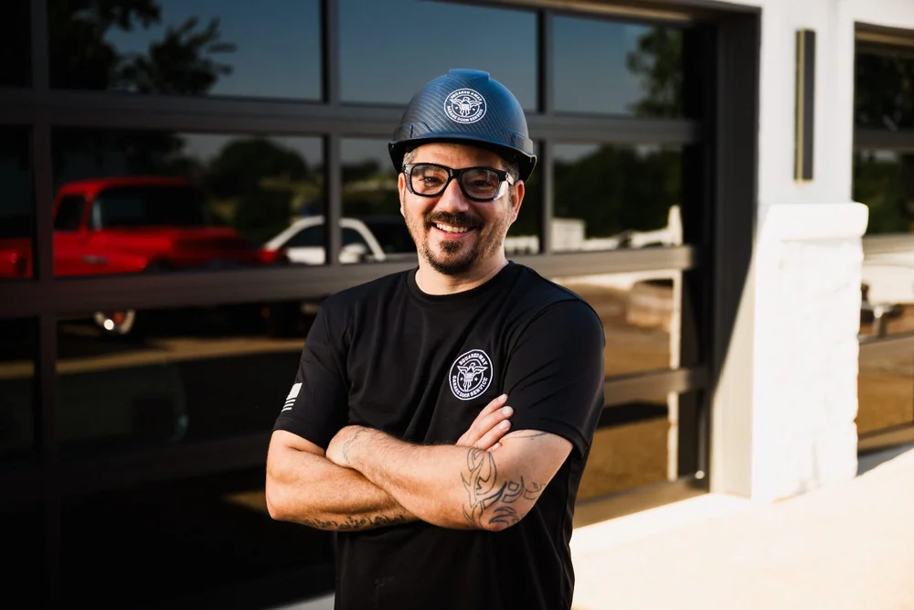 Founder portrait: Eric Colbert in branded shirt (400x400)
