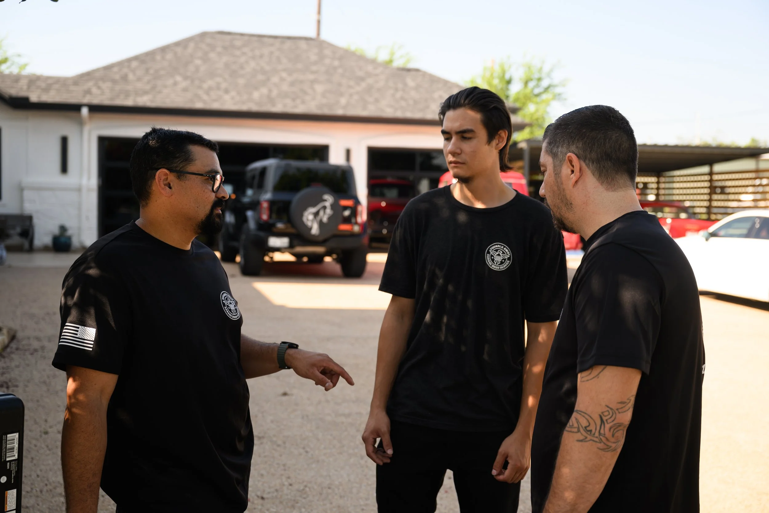 Garage Door Services in Lakeway, TX
