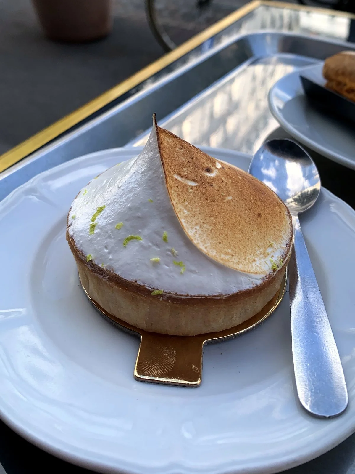 Lemon meringue tart in Paris