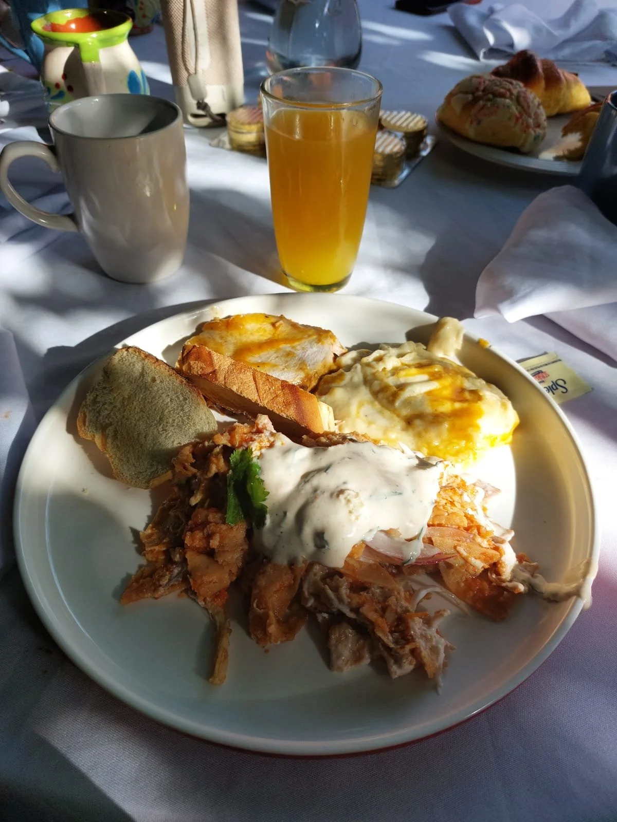 Desayuno Yaáx Kiín servido al amanecer en Sáak Luúm