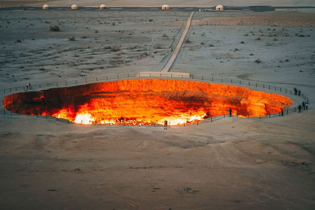 Darvaza Gas Crater, Turkmenistan
