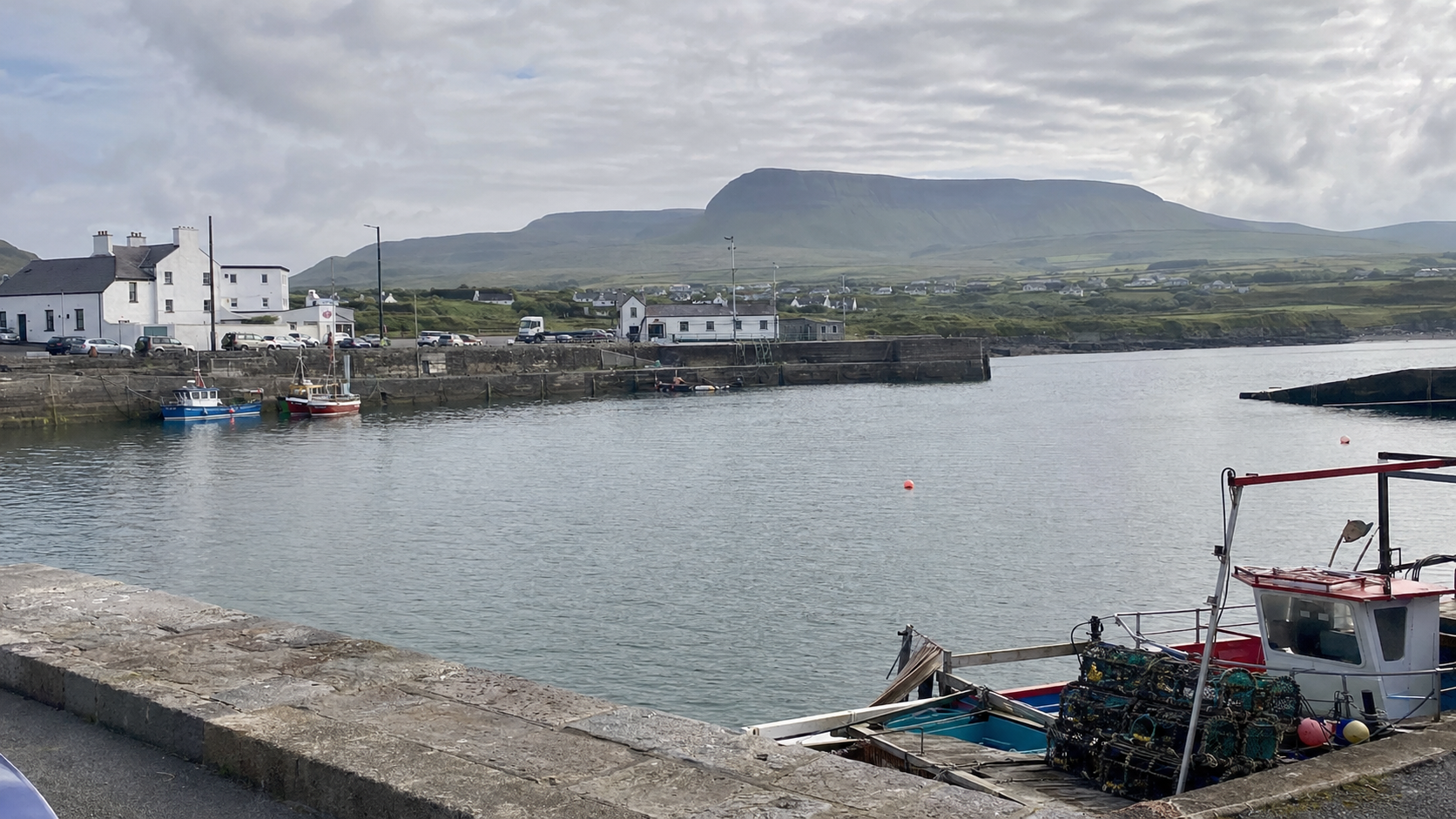 Mullaghmore Harbour Benbulben, Mullaghmore, Ireland