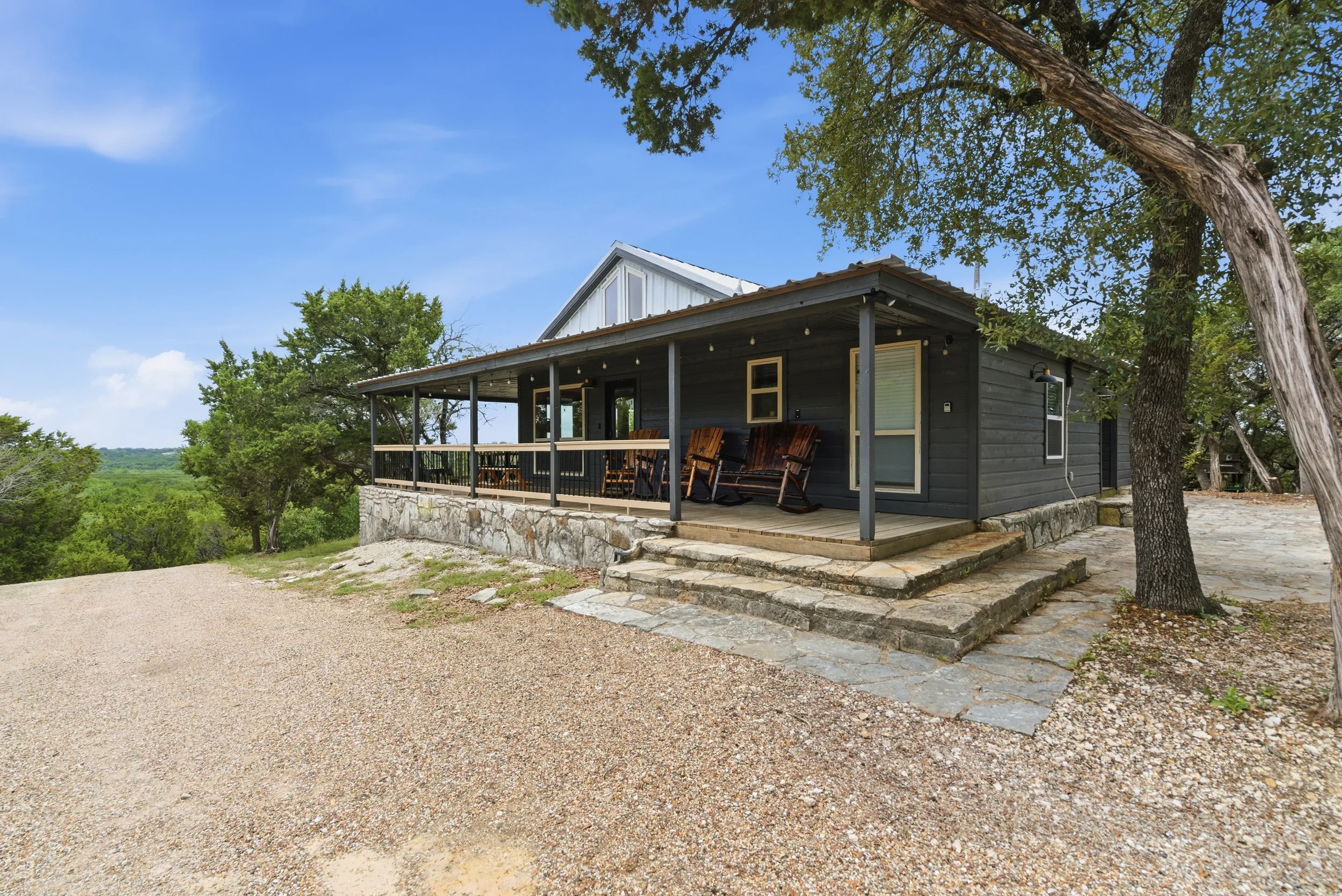 Hilltop Hideaway