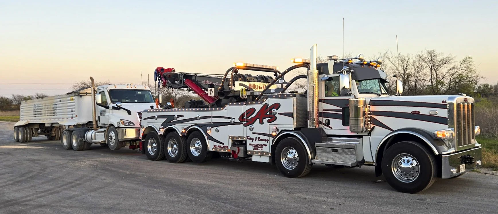 SAS Towing and Recovery heavy-duty tow truck providing 24-hour towing and vehicle recovery in Central Texas