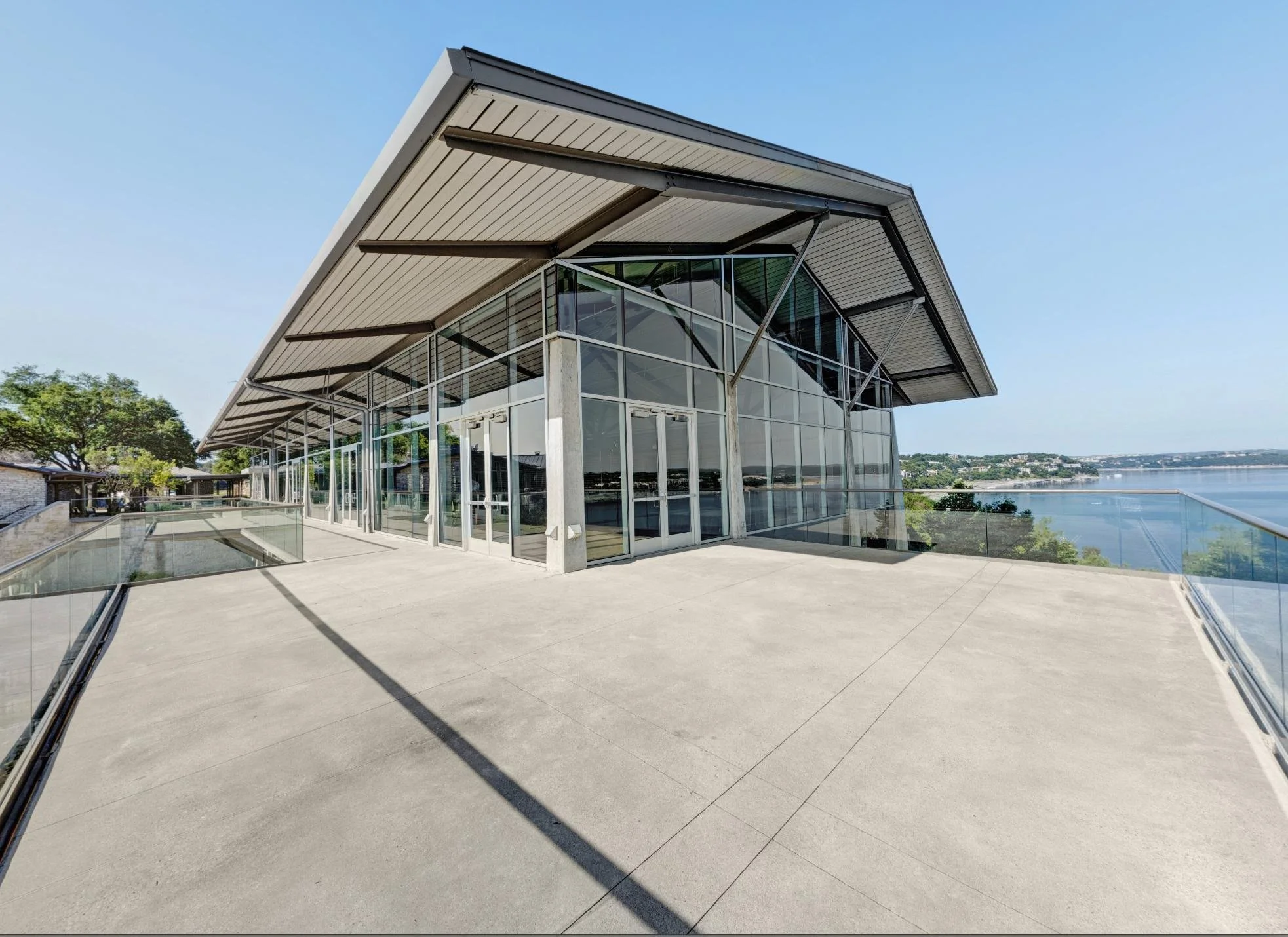 Lakeway Resort event building overlooking the lake