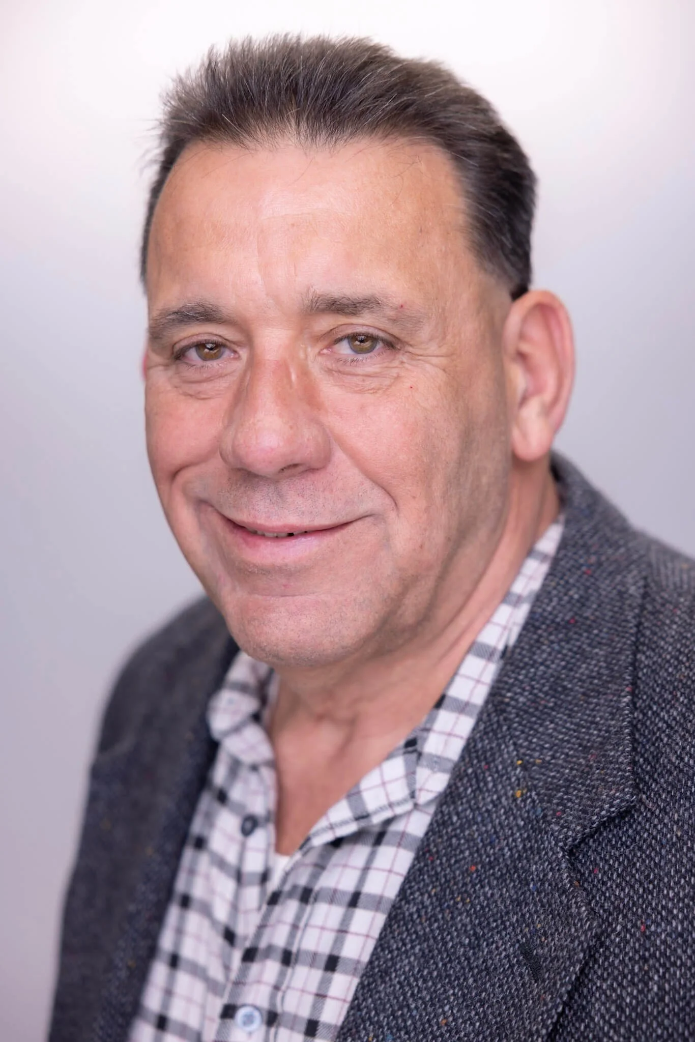 Professional conference headshot photographed by BeeCaptured