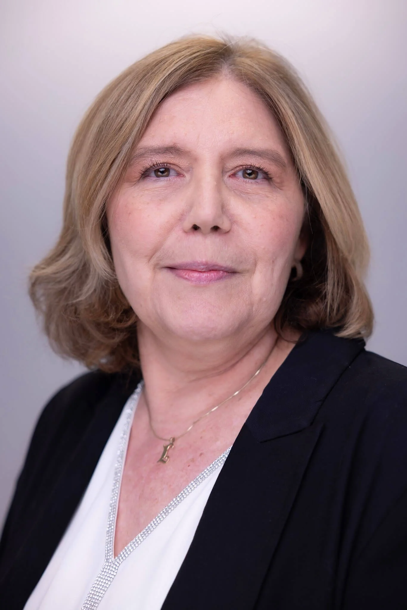 Professional employee headshot of a woman