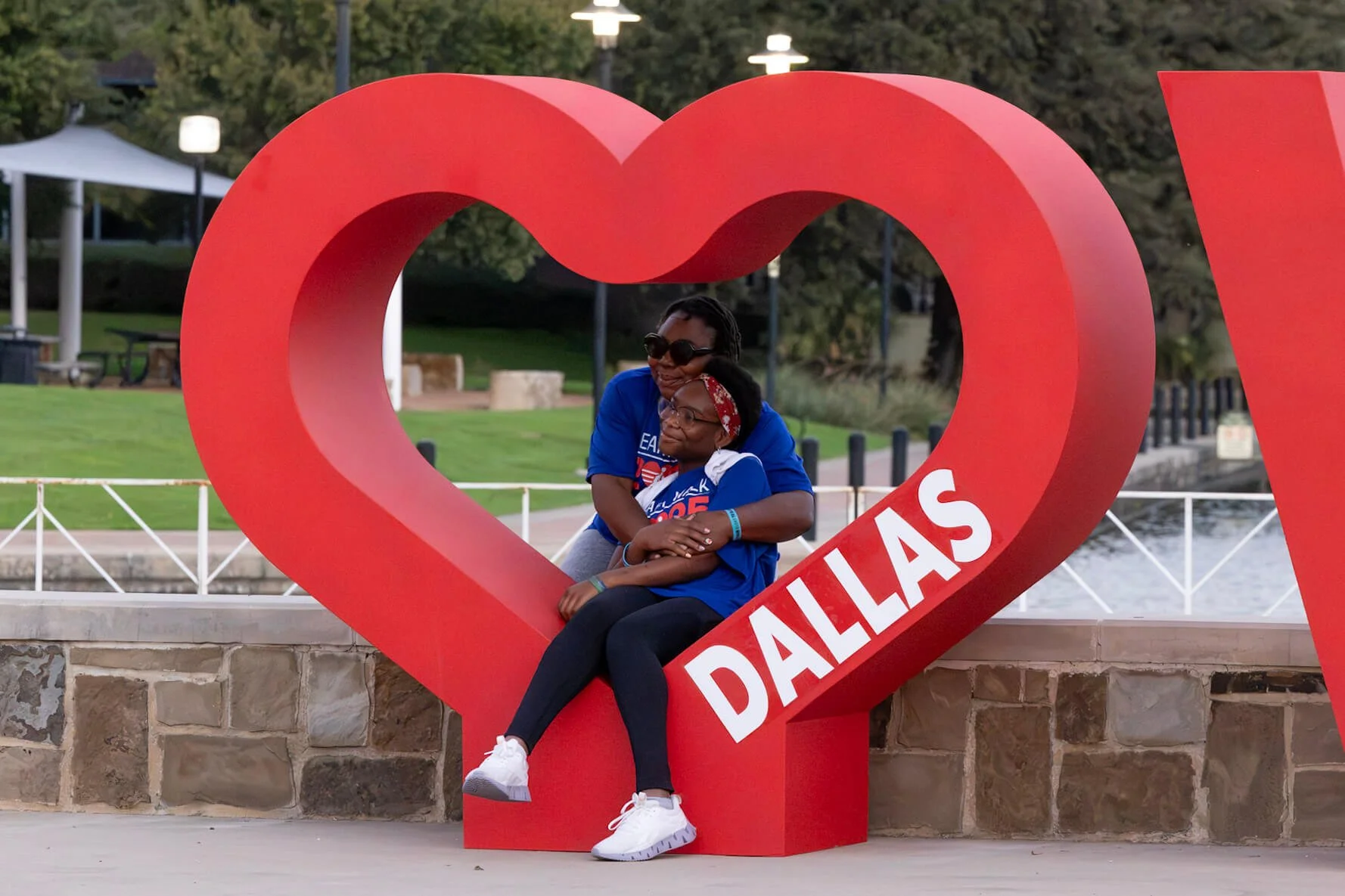 Dallas location imagery representing BeeCaptured photography, video and photo booth service areas