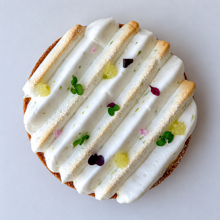 Lime Tart with lime cream and meringue