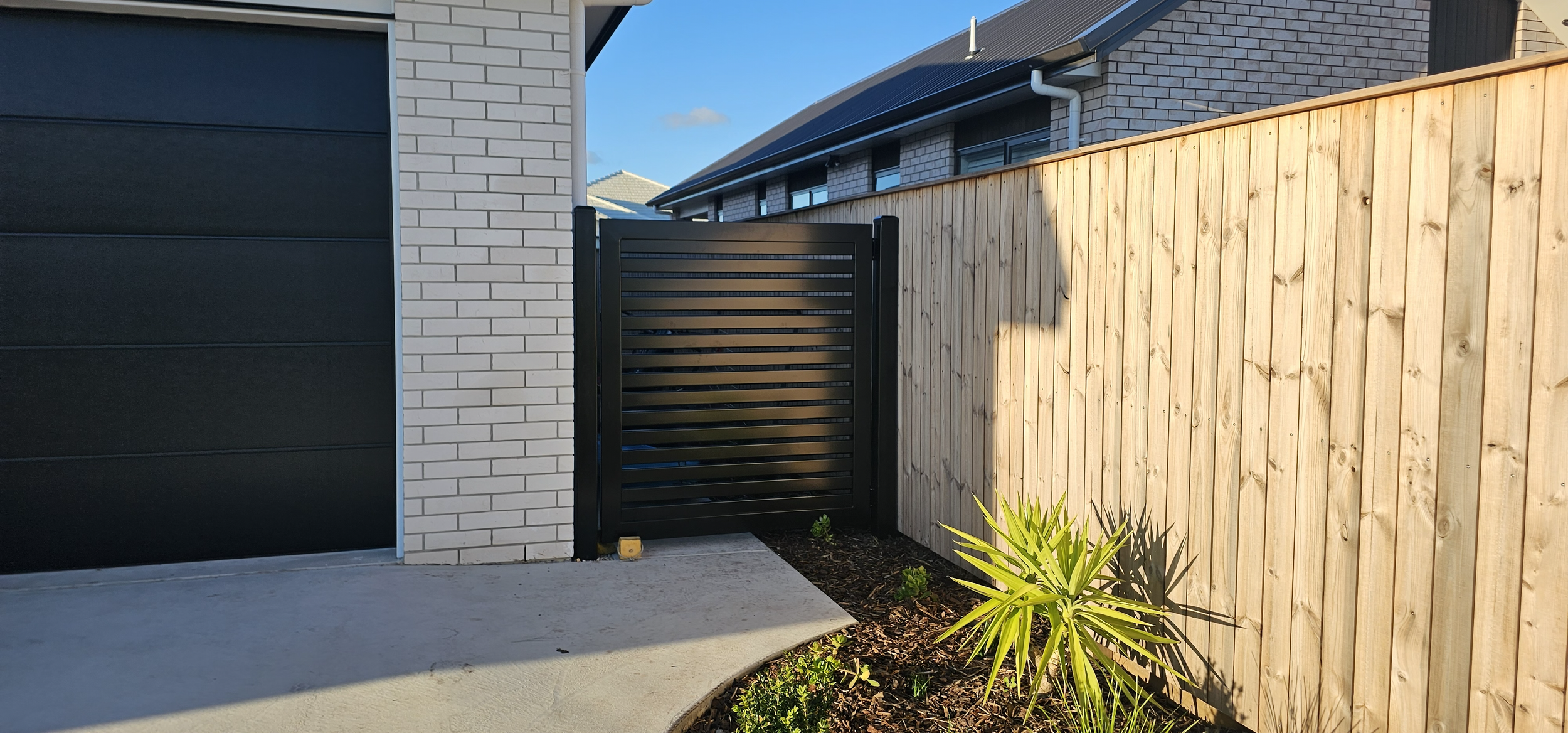 Aluminium fencing project by Hallmark Fencing in Whangārei