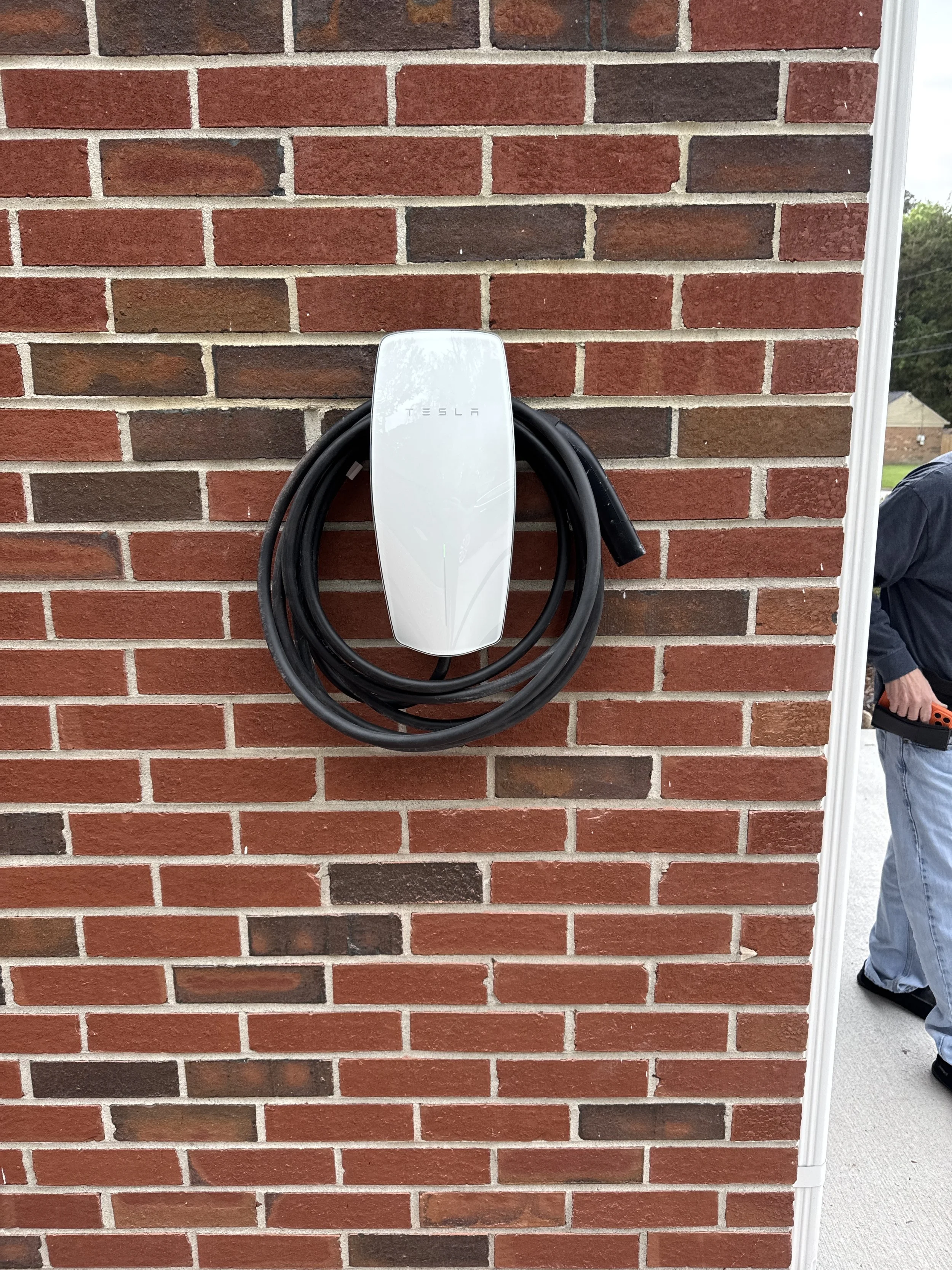 Wall connector set up and checked at a Portsmouth, VA home