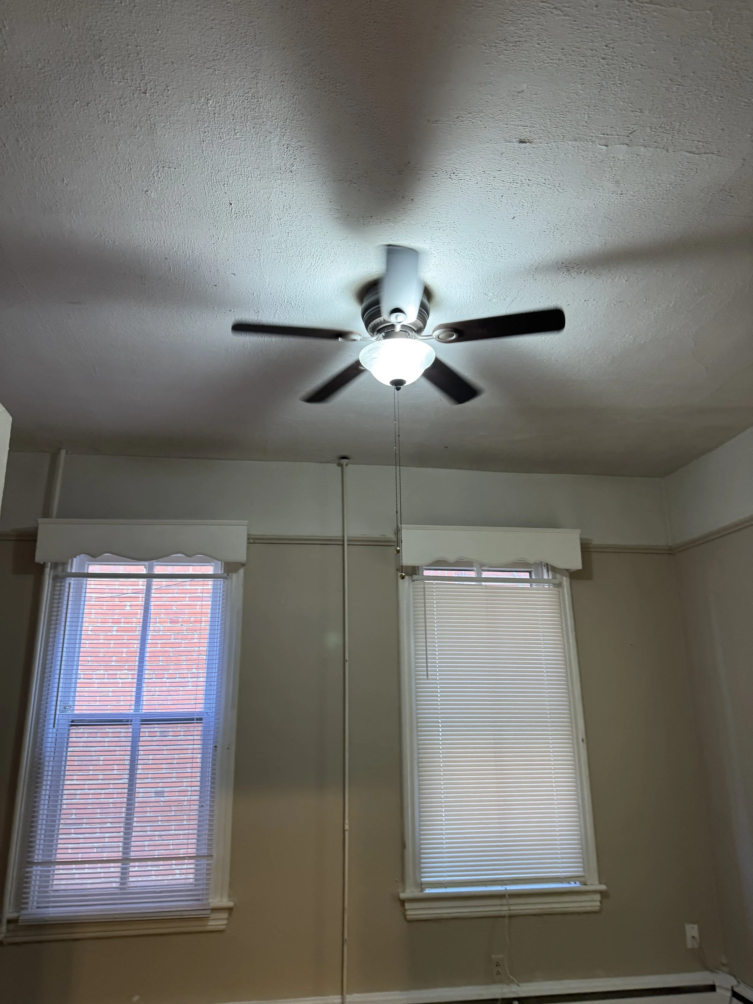 Room ceiling and fan in a Suffolk, VA home