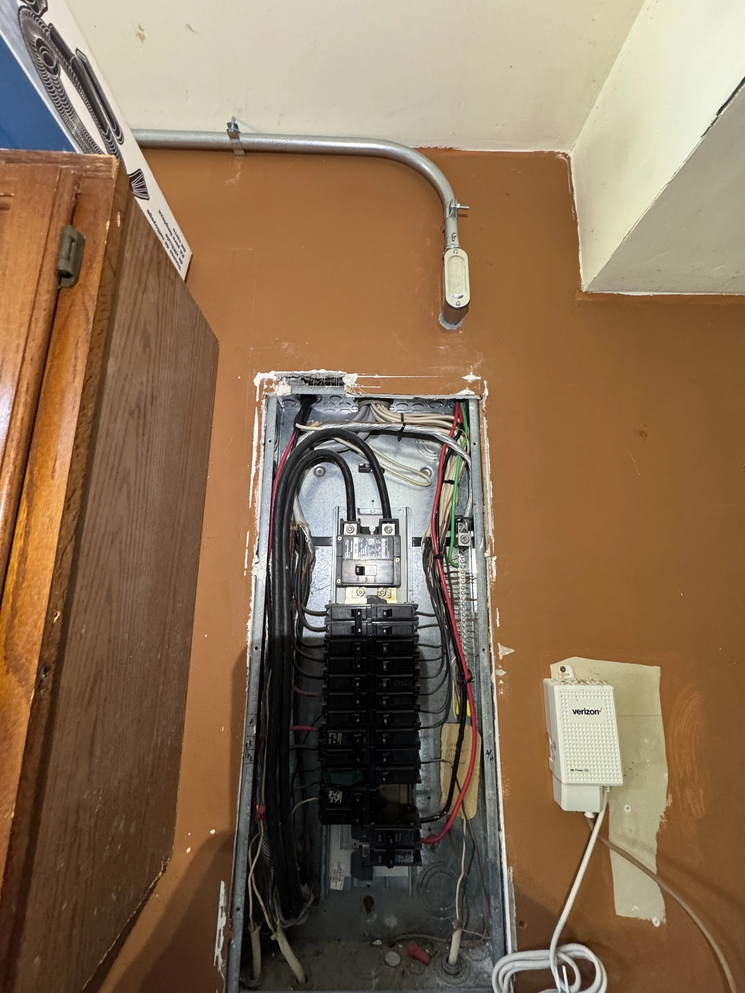 Panel opened up in an older Portsmouth, VA home to check the bonding and grounding connections