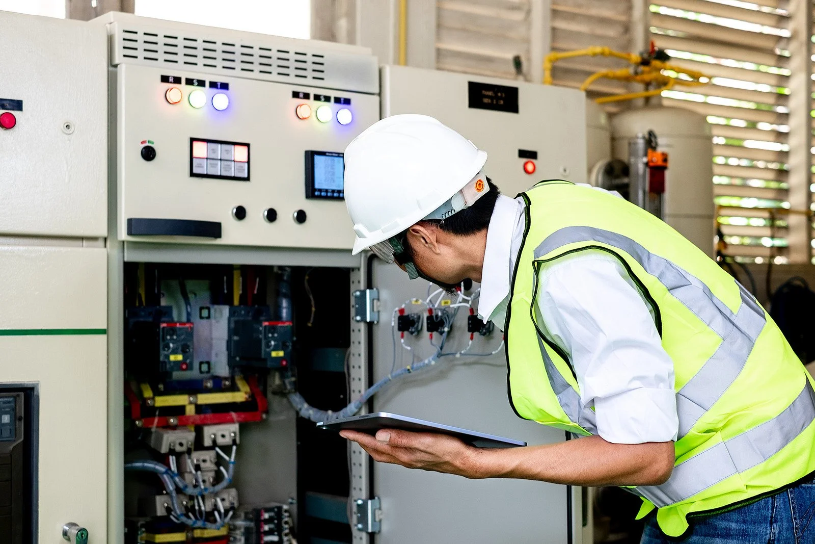 Commercial Electrician Chesapeake project photo