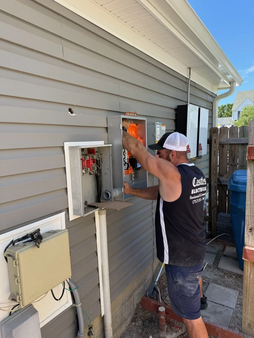 Tesla Powerwall battery backup installed in Virginia Beach by Castles Electrical
