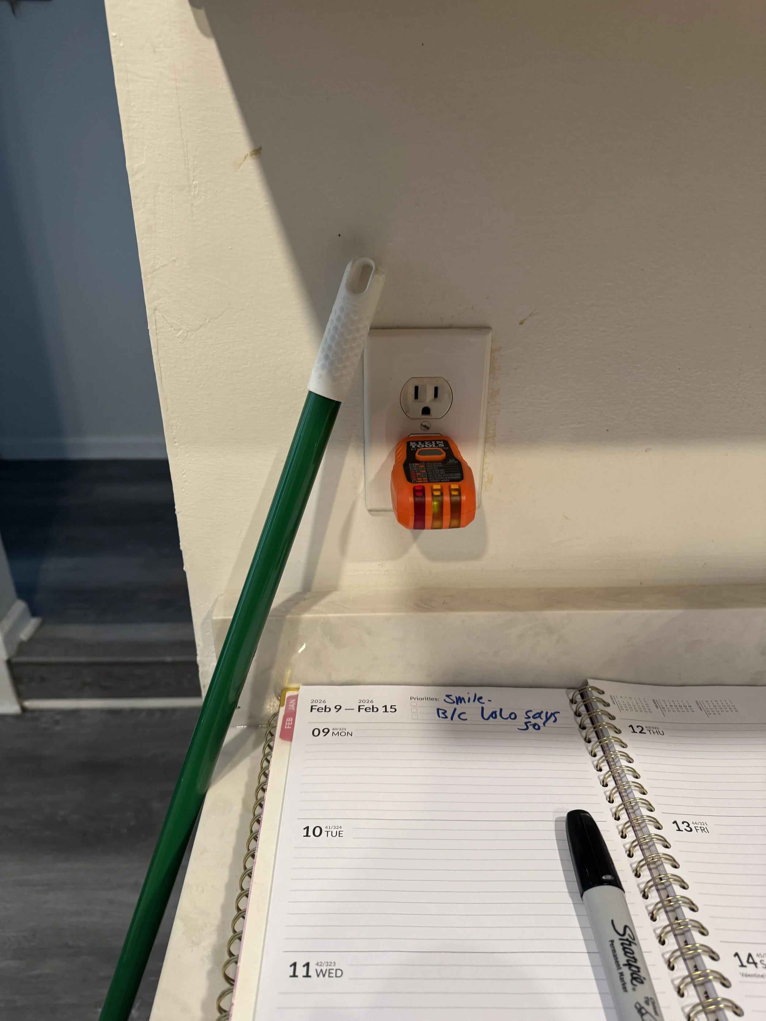 Outlet tester reading a receptacle during a Chesapeake, VA service call