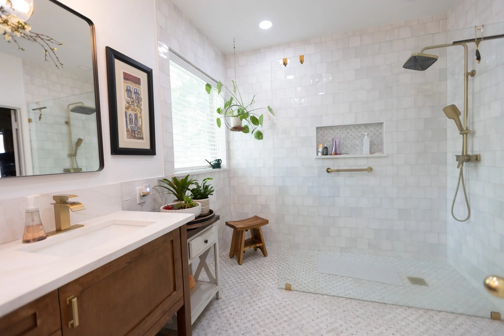 Master bathroom remodel in Conroe TX by Palacios Construction Group