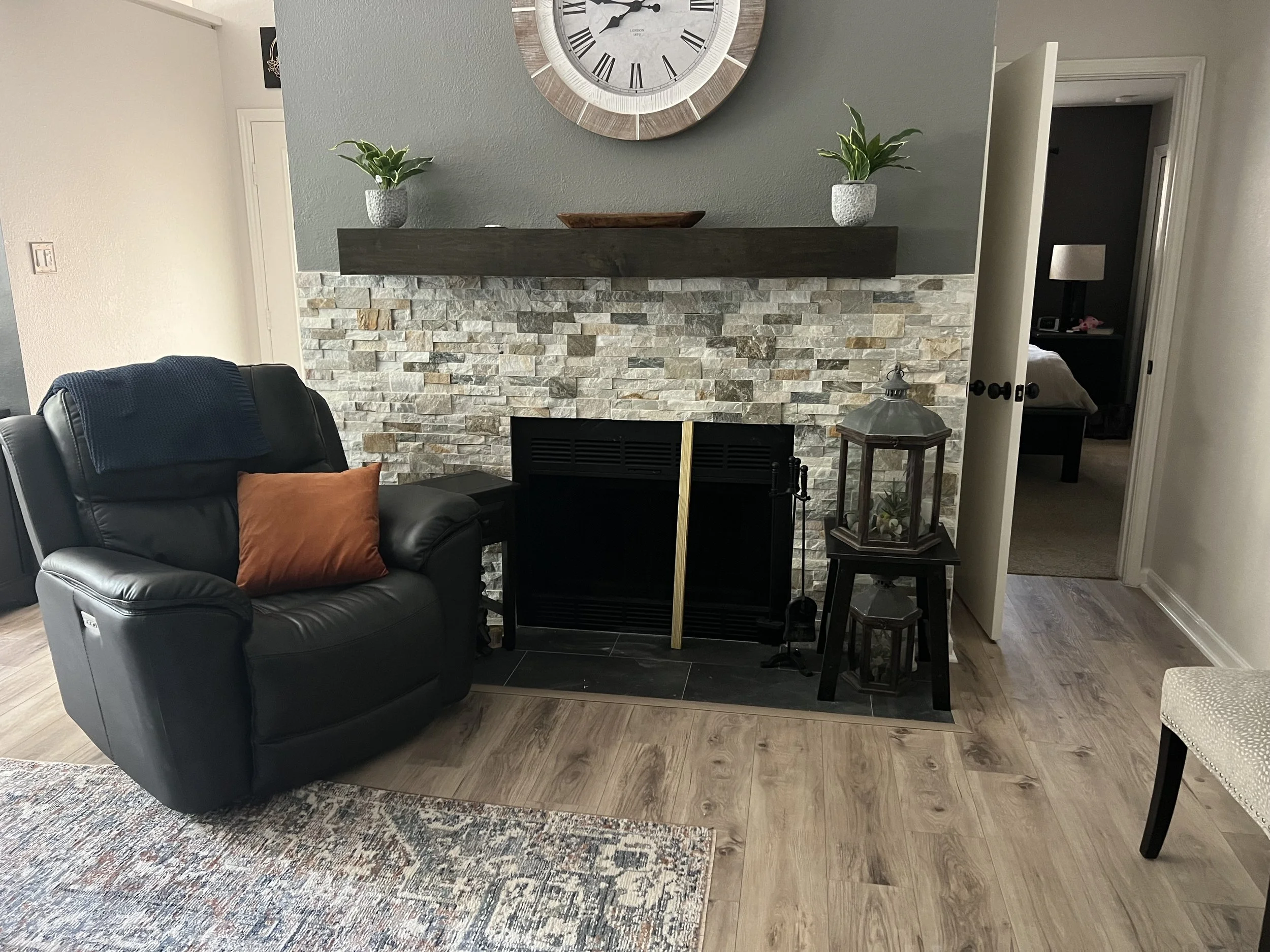Exterior & Finishes