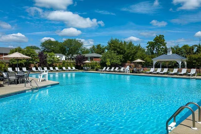 Commercial community pool, Morris County NJ