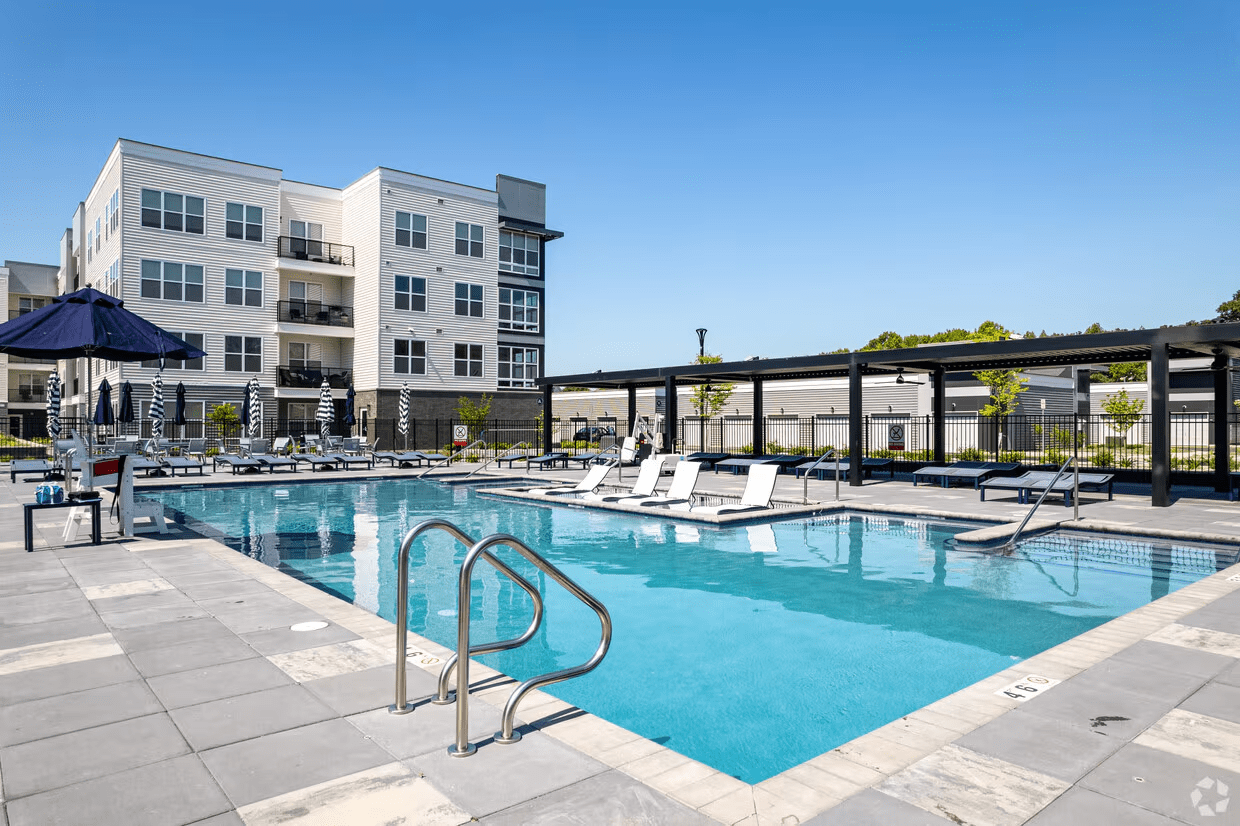 Commercial community pool, Middlesex County NJ