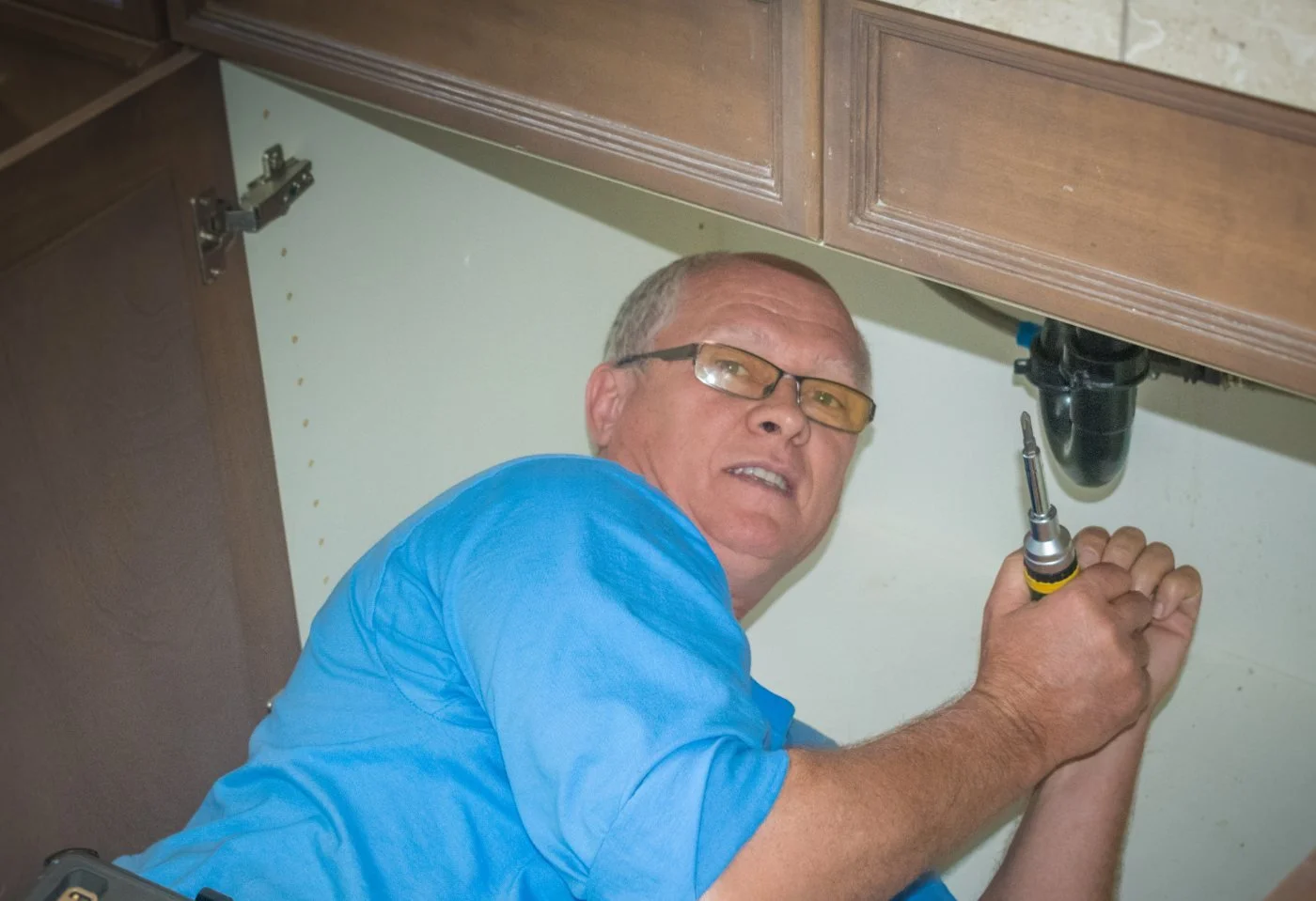 Pavel Farcas of American Discount Plumbing on an emergency water heater call in Phoenix.