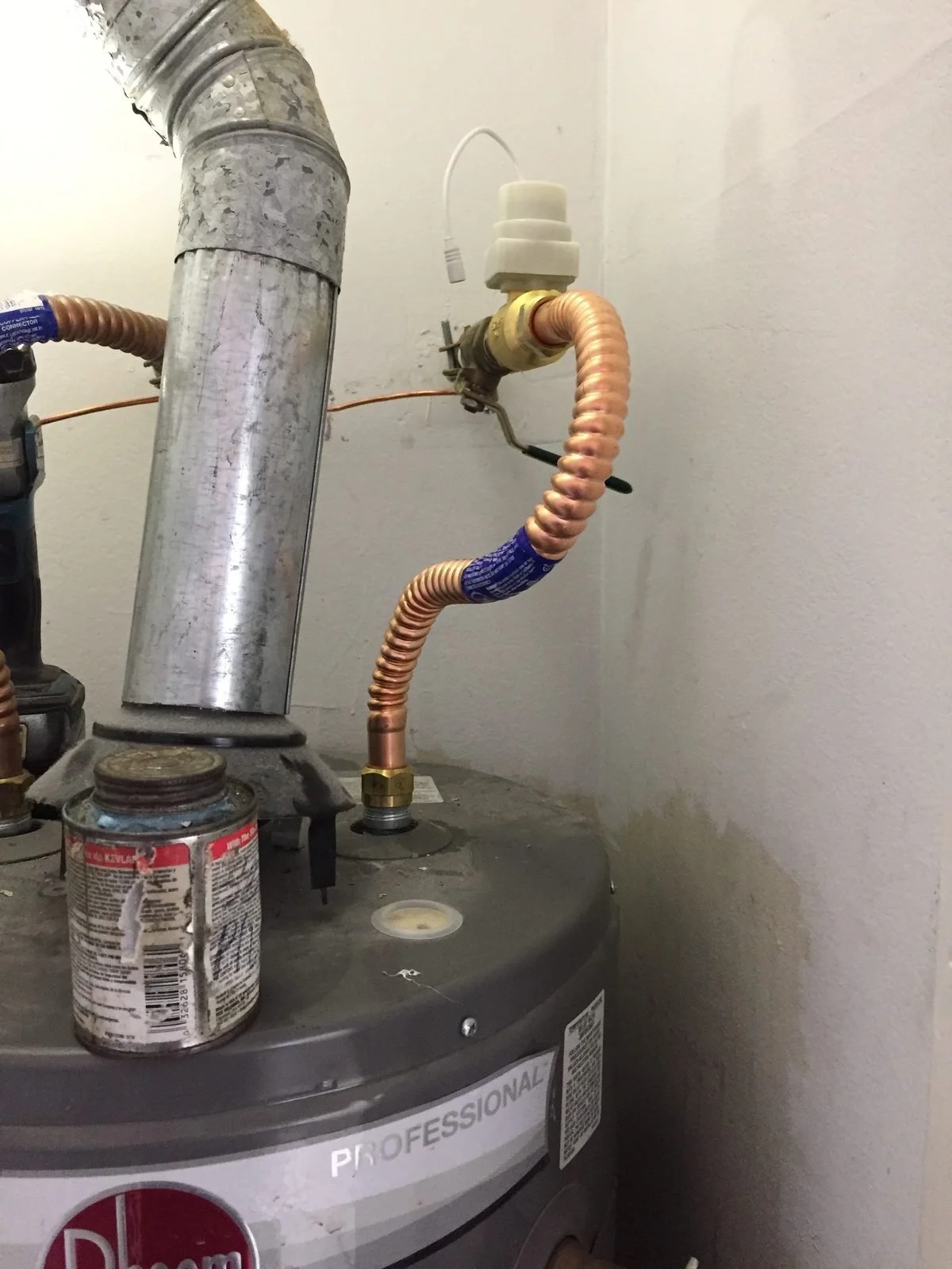 Water heater thermocouple repair by Ser Plumbing