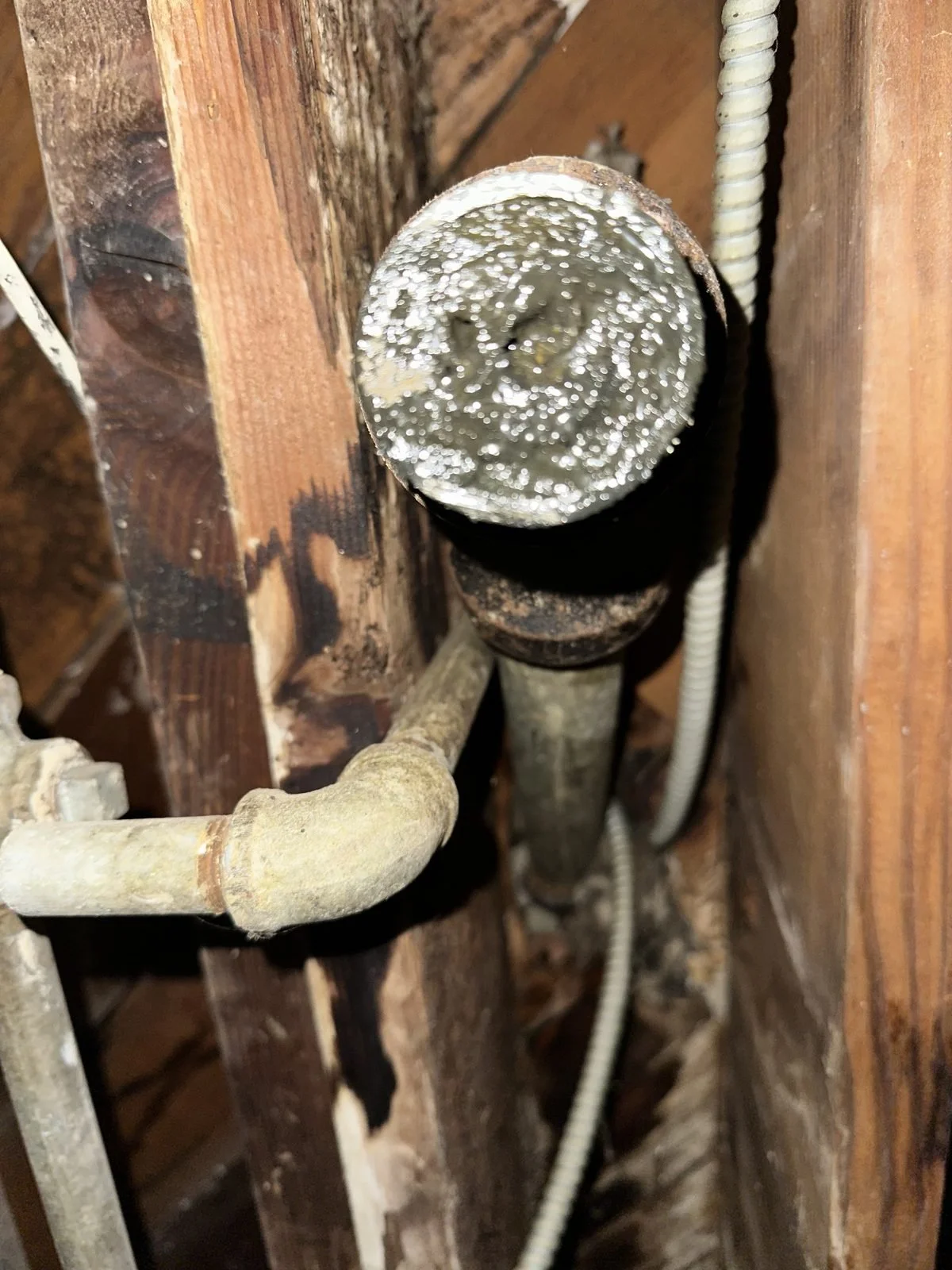 Aging galvanized and copper supply line conditions in Southeast LA County