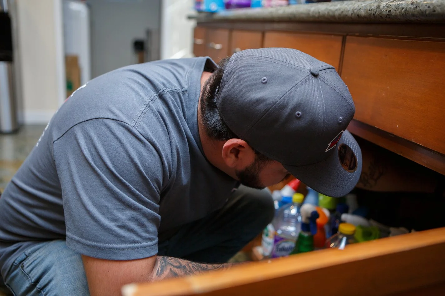 Ser Plumbing plumber at work on a Southeast LA County job