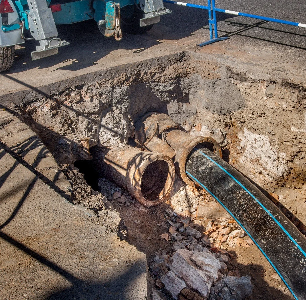 Clay sewer pipe replacement in Paramount, CA by Ser Plumbing