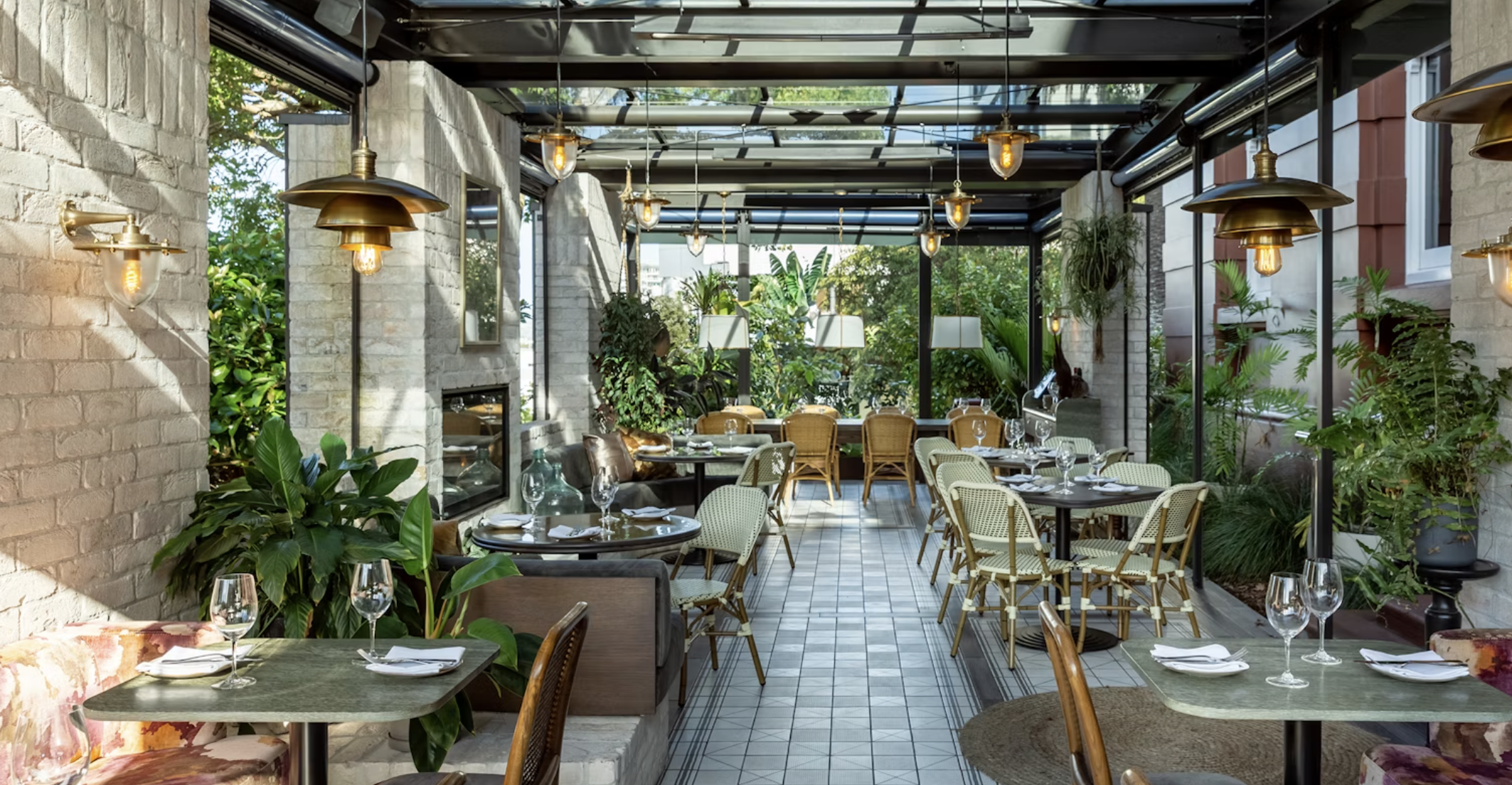 Clarence Hotel Winter Gardens, Tauranga