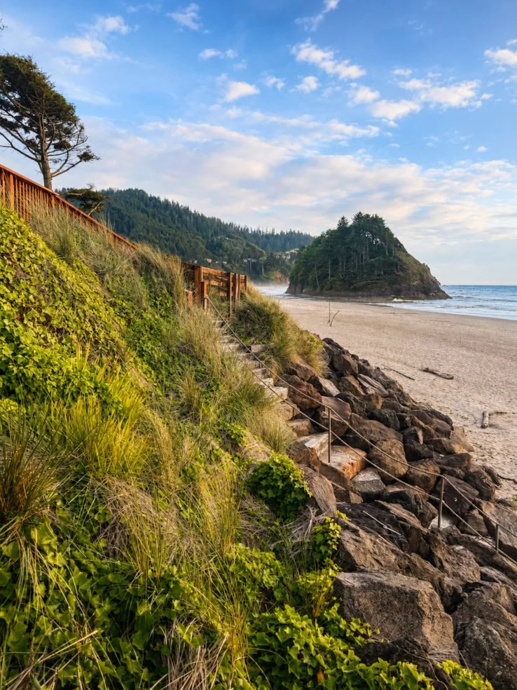 Beach stairs from Pinecrest toward Proposal Rock